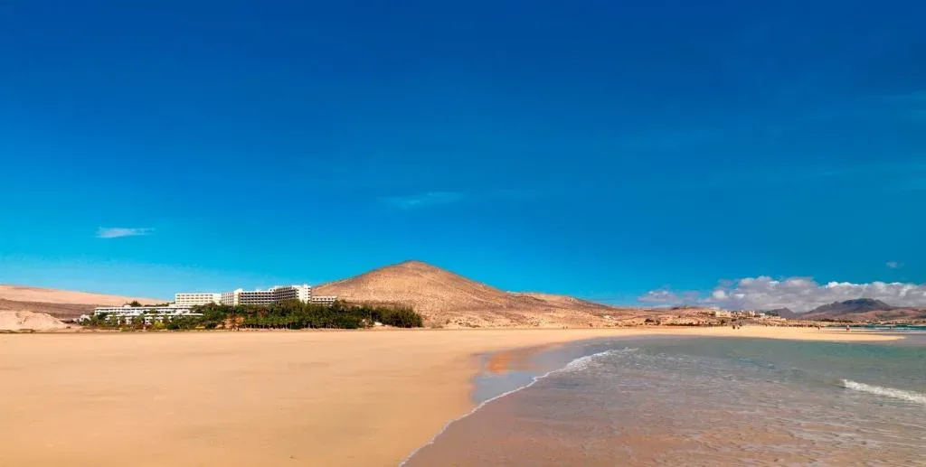 Sprostitev in luksuz za odrasle na rajski obali Fuerteventure: INNSiDE by Meliá Fuerteventura