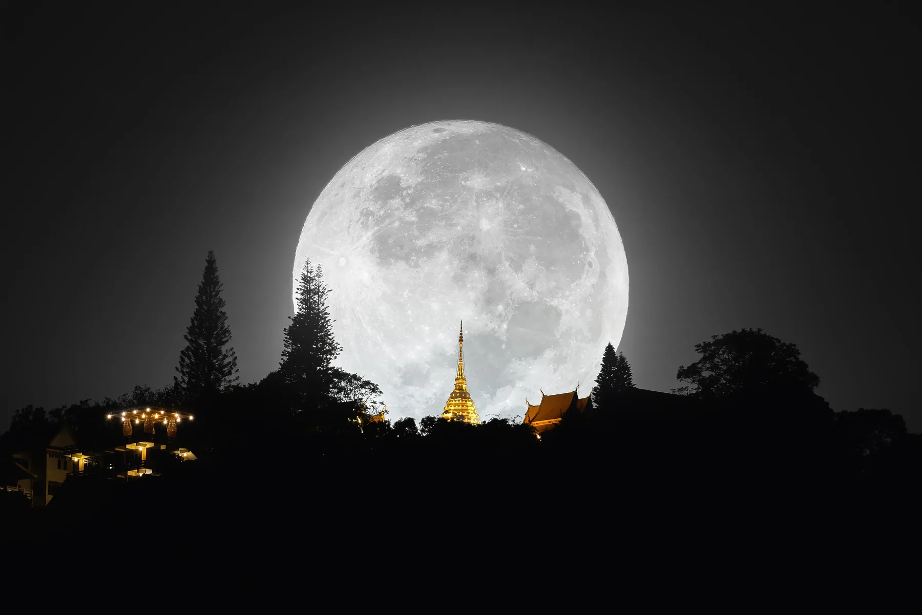 Super luna prihaja 15. novembra: Velike težave na obzorju za nekatera astrološka znamenja
