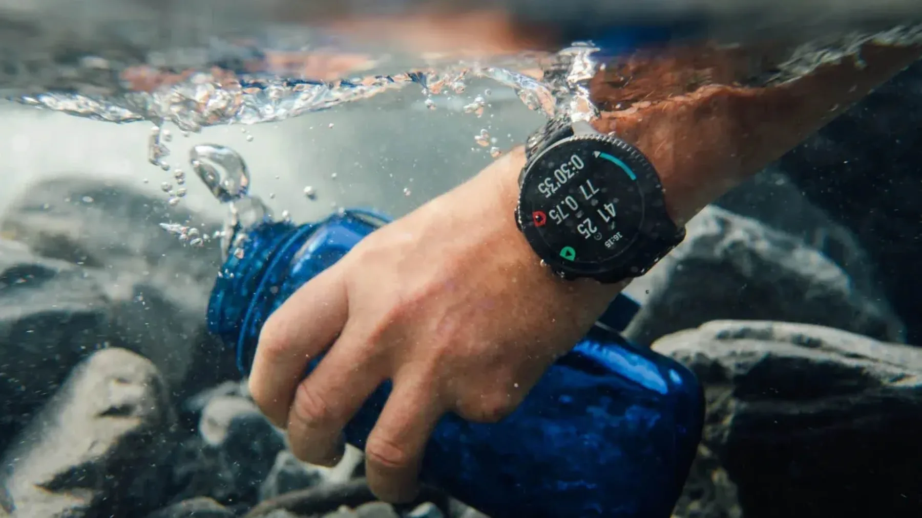 Suunto Vertical 2: ura, ki misli, da si tudi ti avanturist