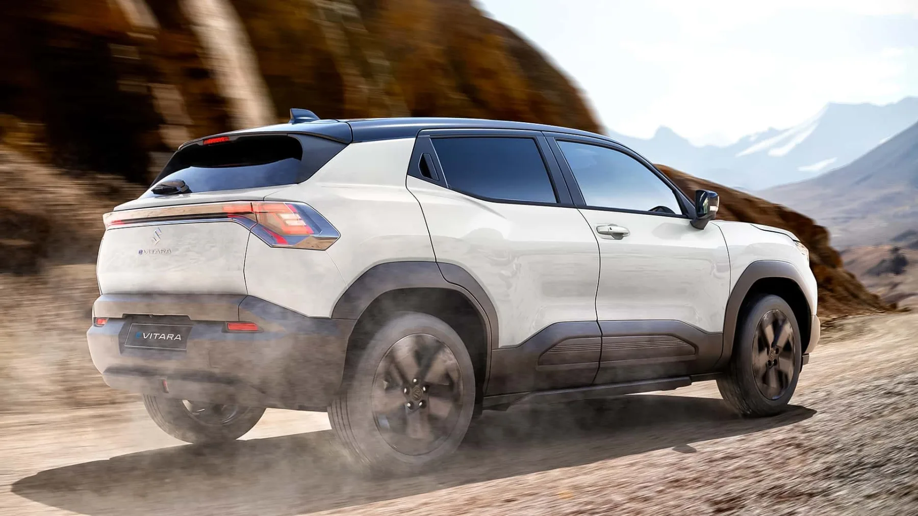 Suzuki eVitara: Prva popolnoma električna Suzukijeva pustolovščina
