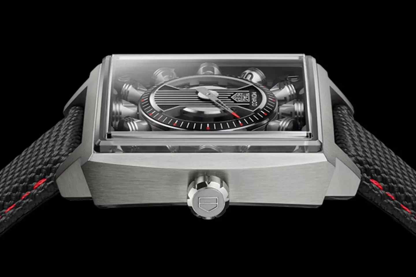 TAG Heuer Monaco Speed 12: ura, ki namesto ure prikazuje 12 batov kot pravi V12