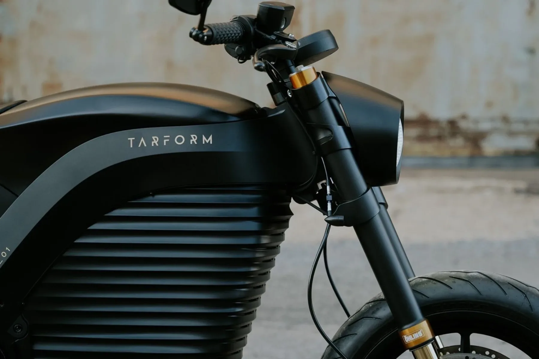 Tarform Vera: Brooklynski električni dragulj, ki bo vašo jutranjo kavo spremenil v adrenalinsko terapijo