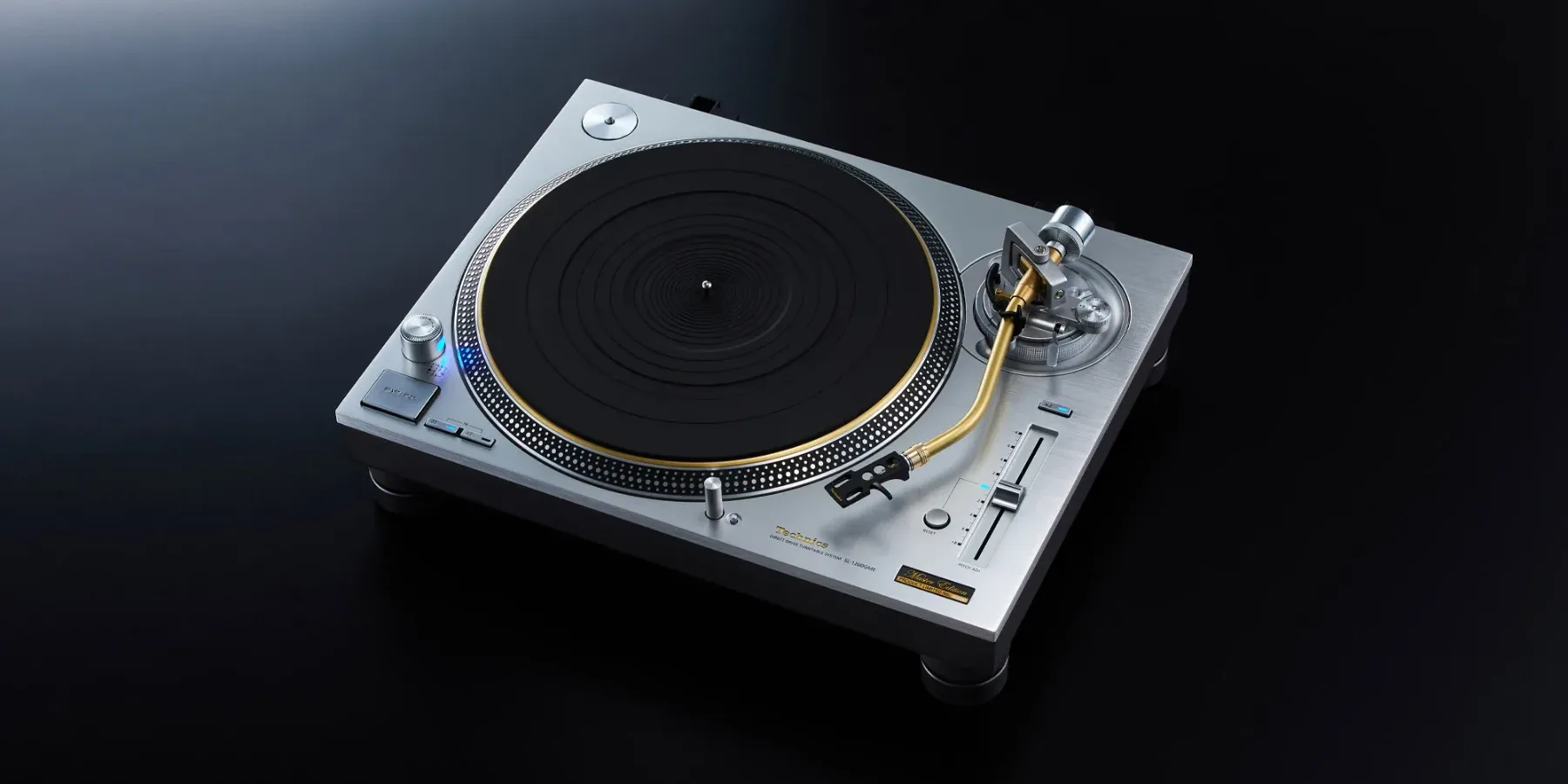Technics SL-1200 Master Edition: zlati poklon legendarnemu DJ gramofonu