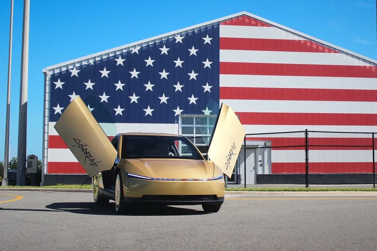 Tesla Cybercab: Avtomobil brez volana in pedalov, ki želi spremeniti pravila igre