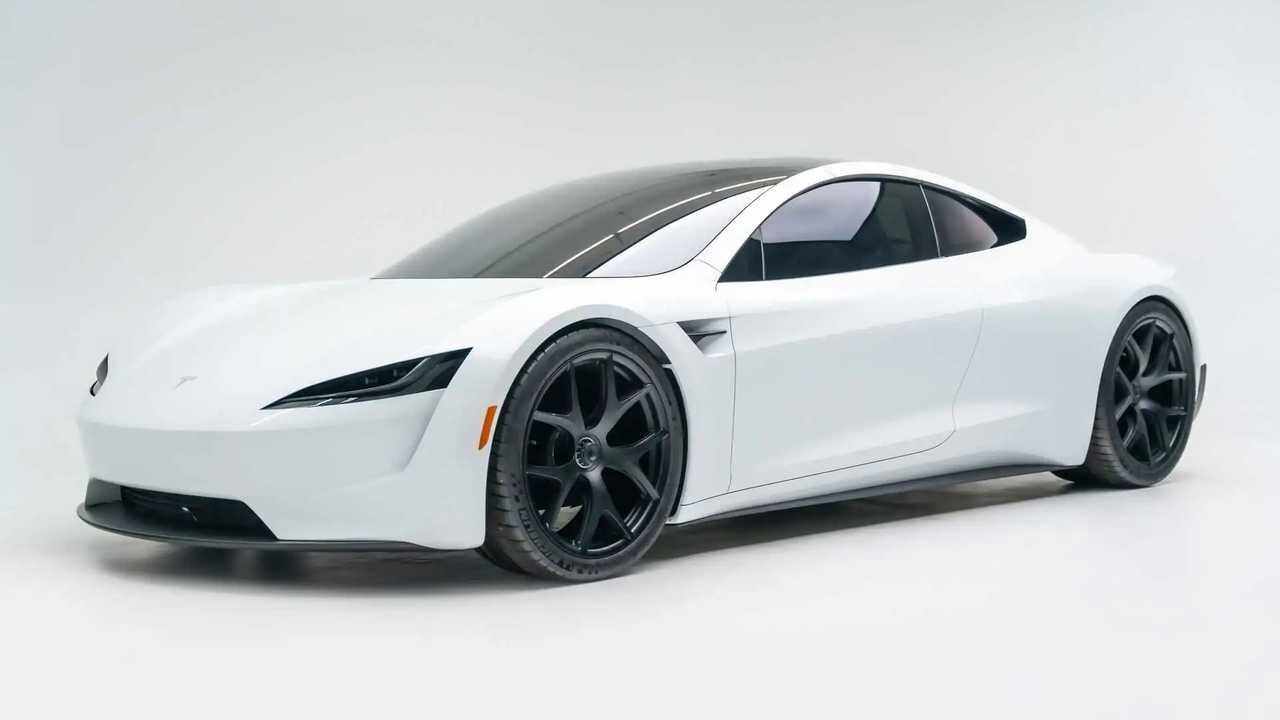 Tesla Roadster 2025: od 0 do 100 km/h pod 1 sekundo
