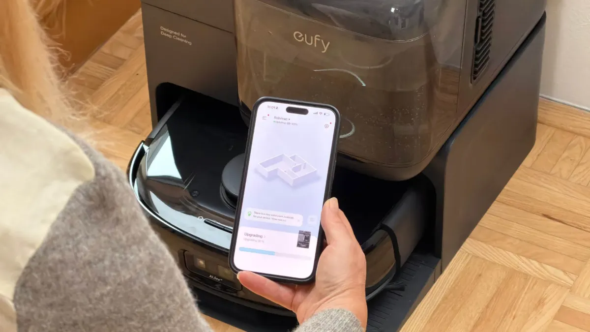 Test Eufy Omni E28: Robotski sesalnik, ki pomiva s čistim valjem in učinkovito odstranjuje madeže s preprog – slika 9