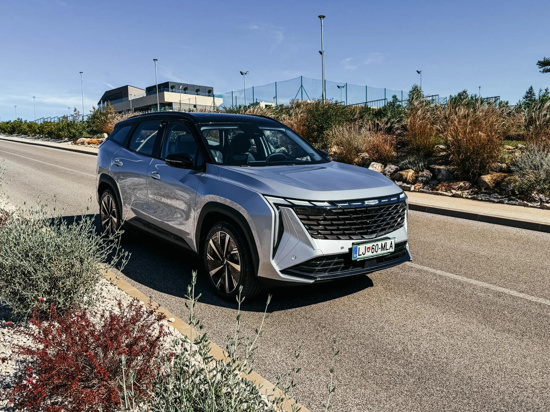 Test – Geely Starray 2.0T AWD GF+ 2025: Kitajski SUV, ki v razmerju cena-vrednost za denar premaga konkurenco