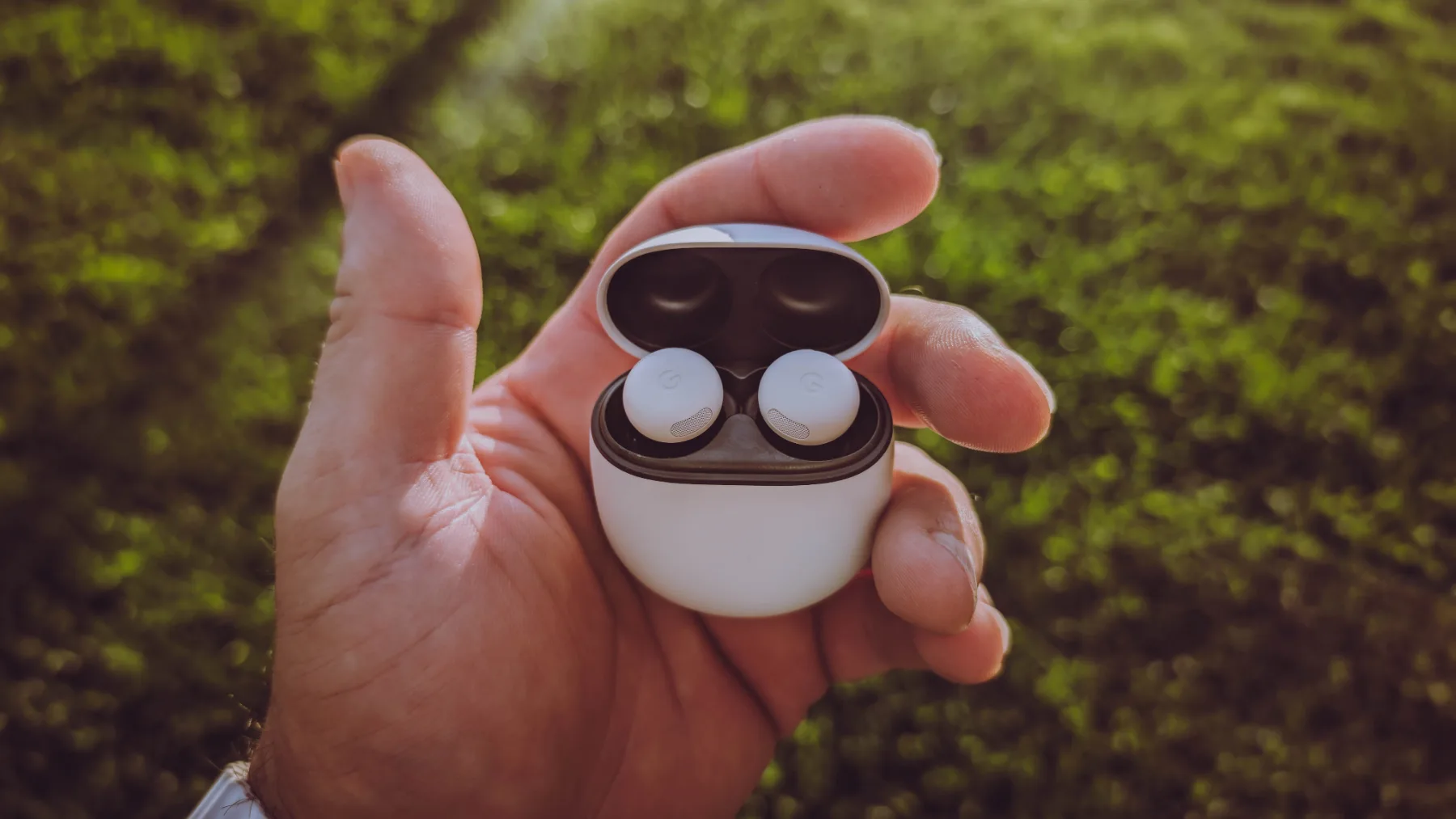 Test: Google Pixel Buds Pro 2 – boljše in “pametnejše” od večine