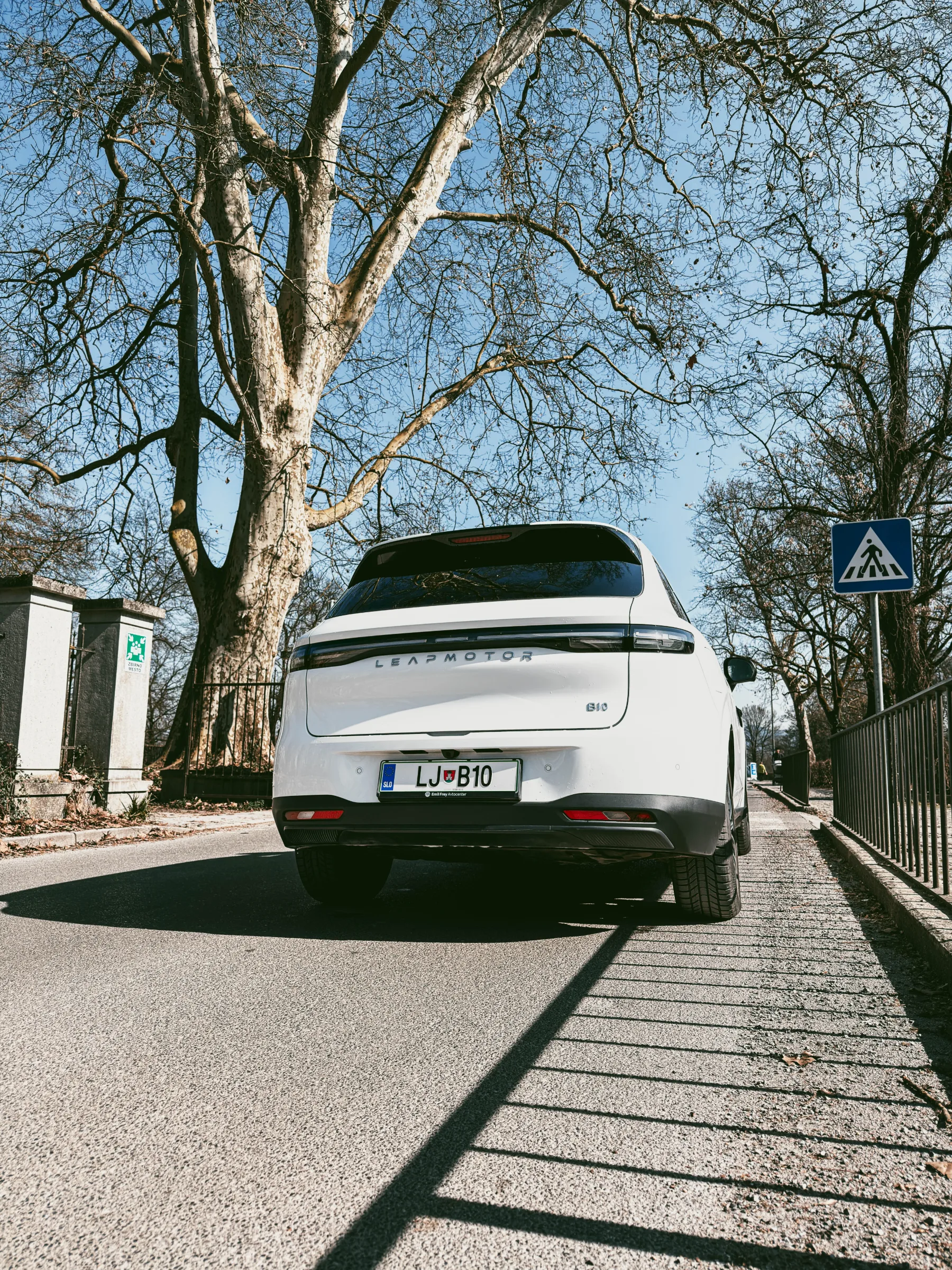 Test Leapmotor B10: Električni šok, ki trese evropsko avtomobilsko elito