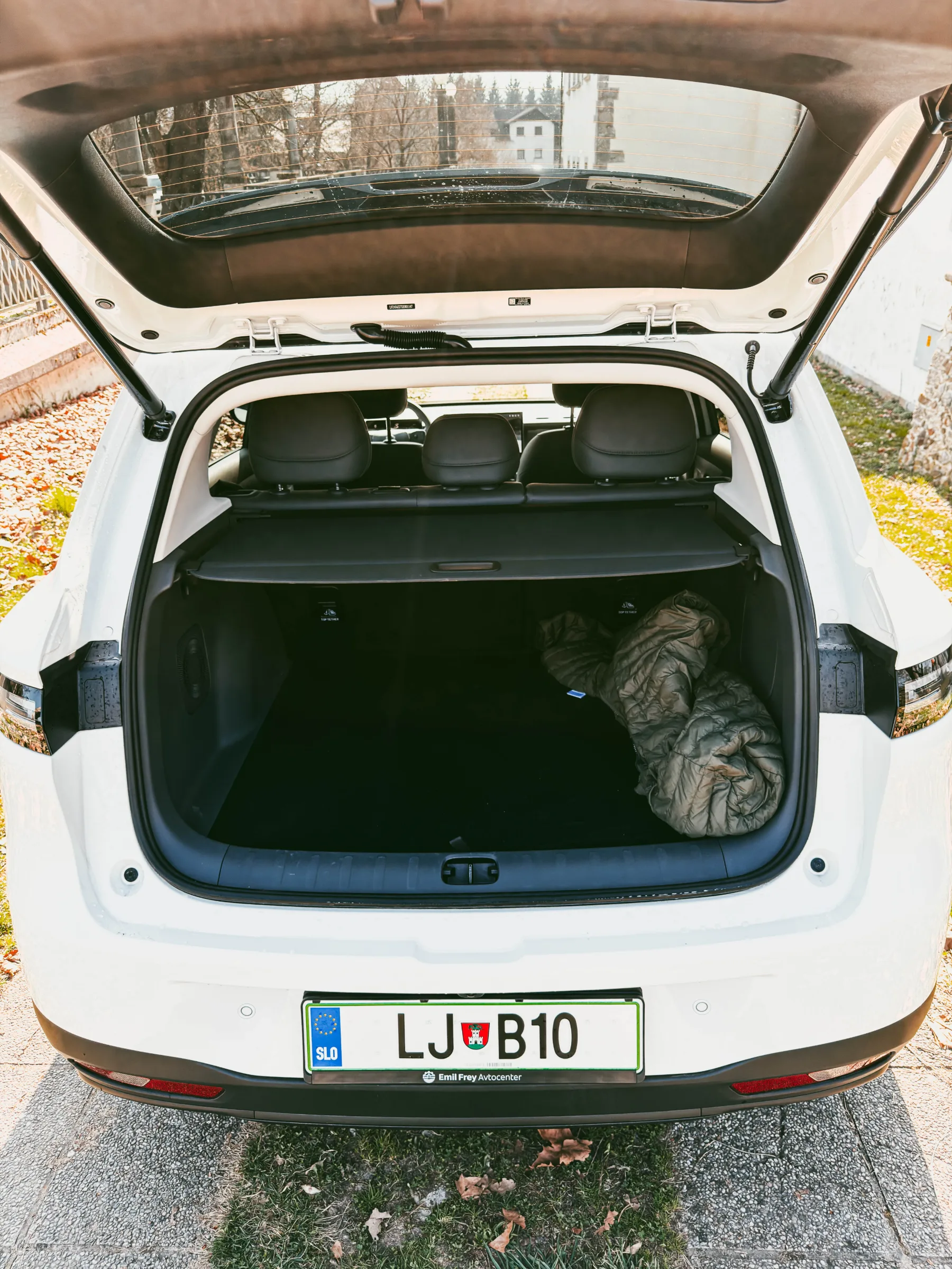 Test Leapmotor B10: Električni šok, ki trese evropsko avtomobilsko elito