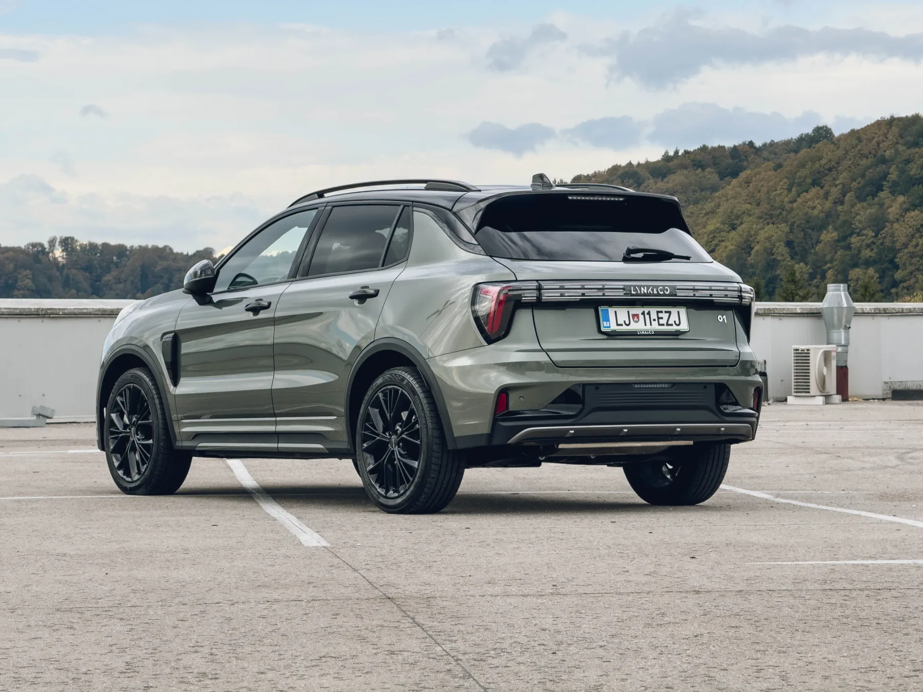 Test – Lynk & Co 01 (2025) facelift: švedsko-kitajski družinski SUV, ki te preseneti tam, kjer je najbolj važno