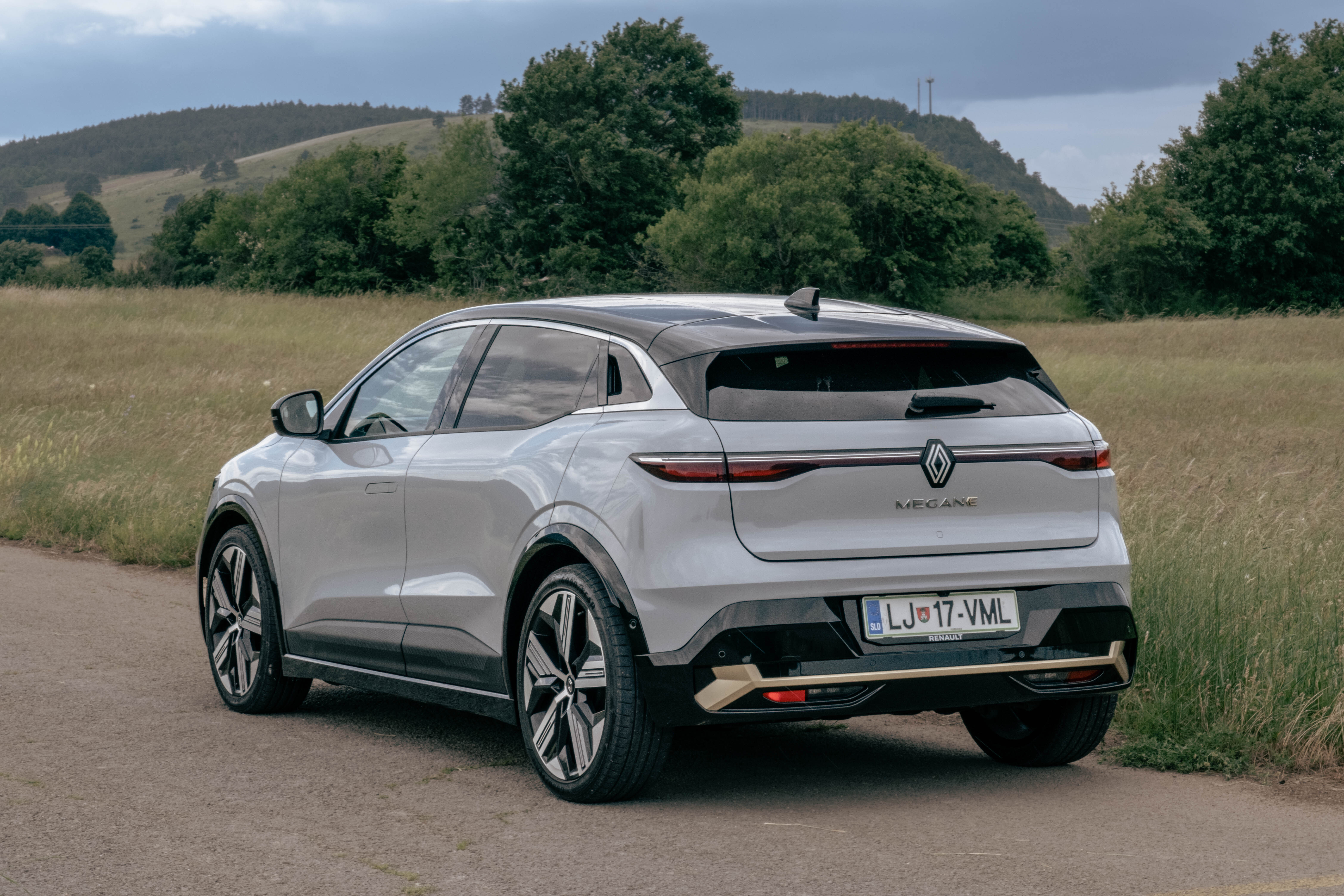 jan-macarol-renault-megane-etech-8
