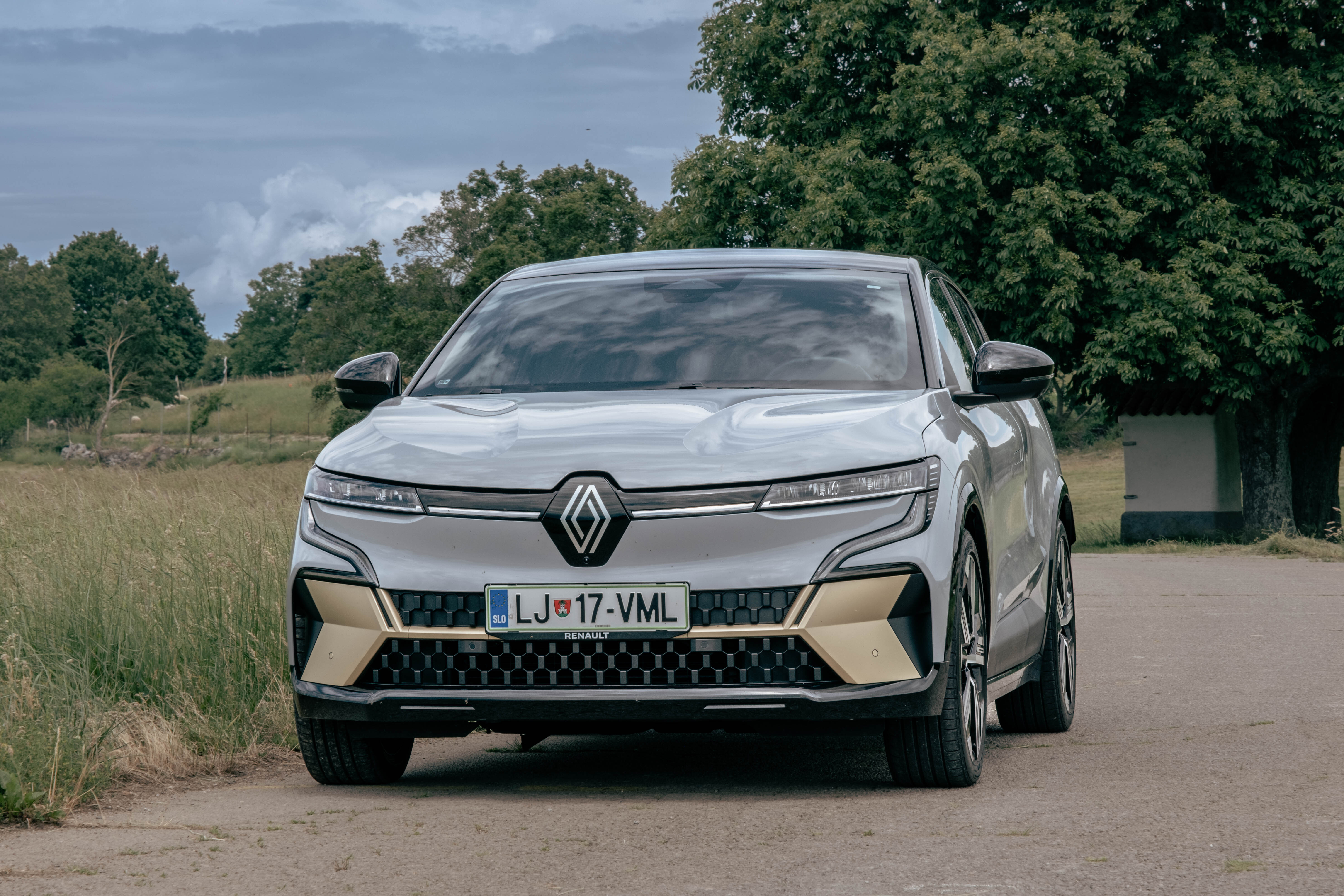jan-macarol-renault-megane-etech-21