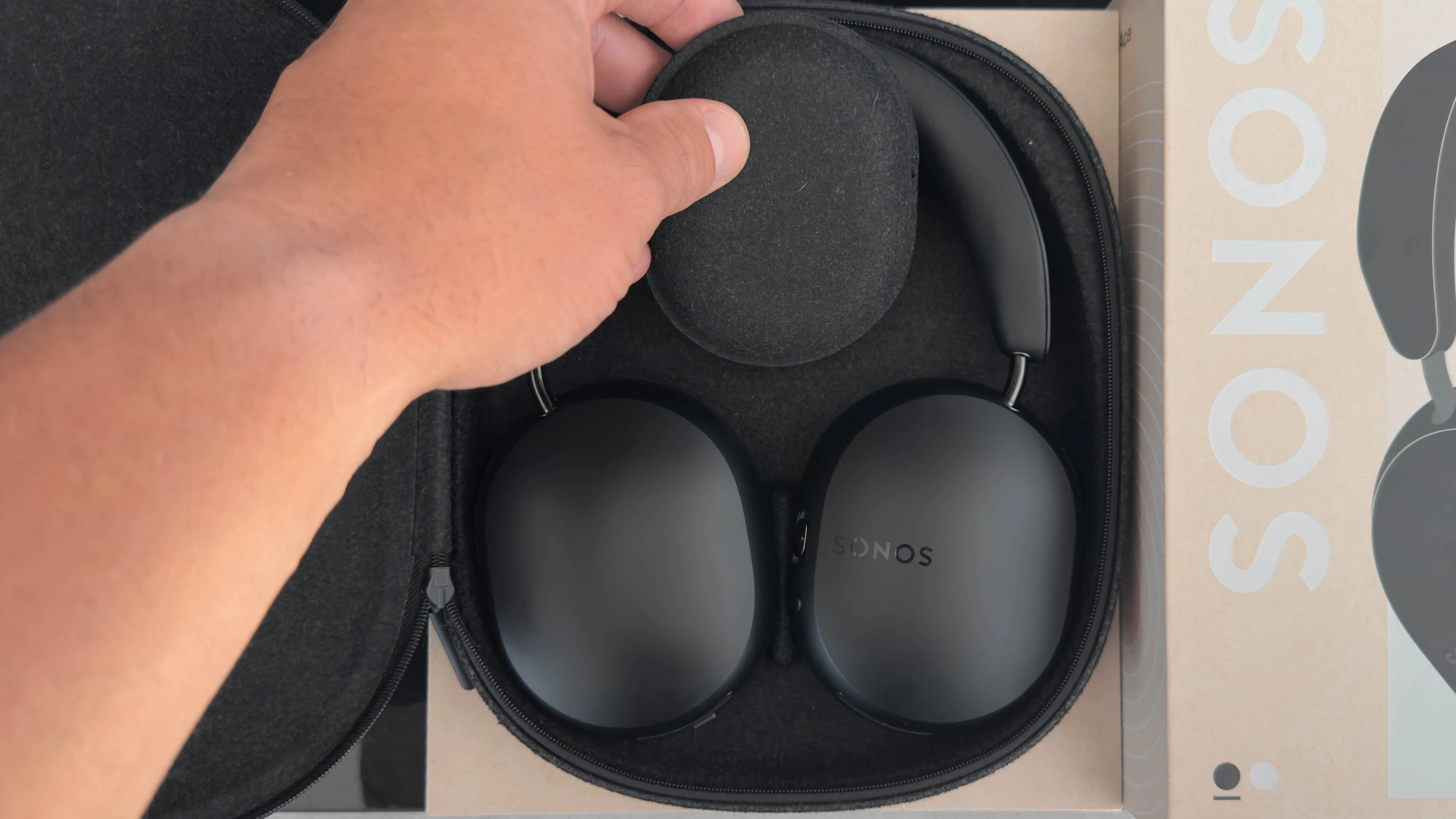 Test slušalk SONOS Ace: korak v pravo smer za priljubljeno znamko SONOS