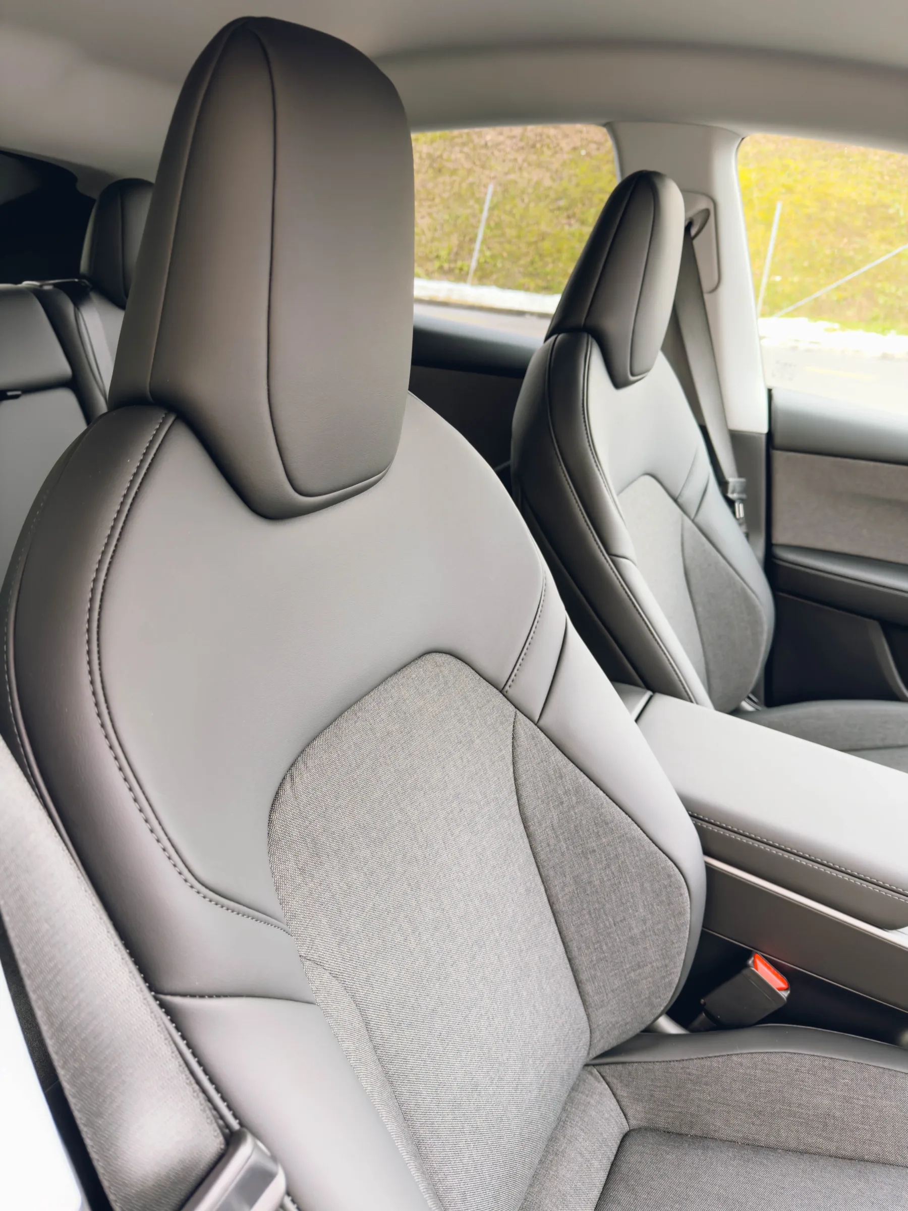 Test: Tesla Model Y Standard RWD »Jeans« generacija ali kako sem vzljubil najboljši taksi na svetu