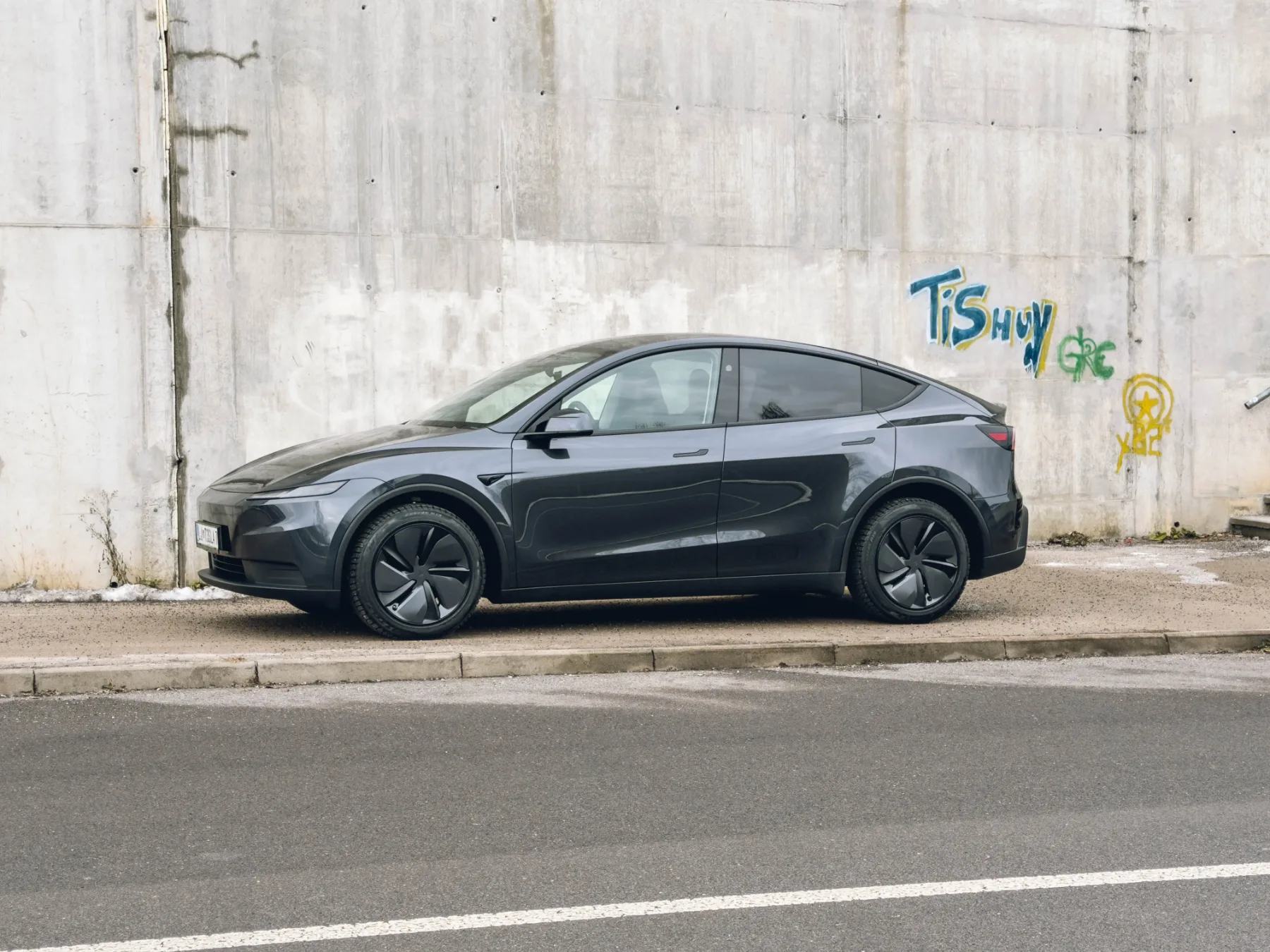 Test: Tesla Model Y Standard RWD »Jeans« generacija ali kako sem vzljubil najboljši taksi na svetu