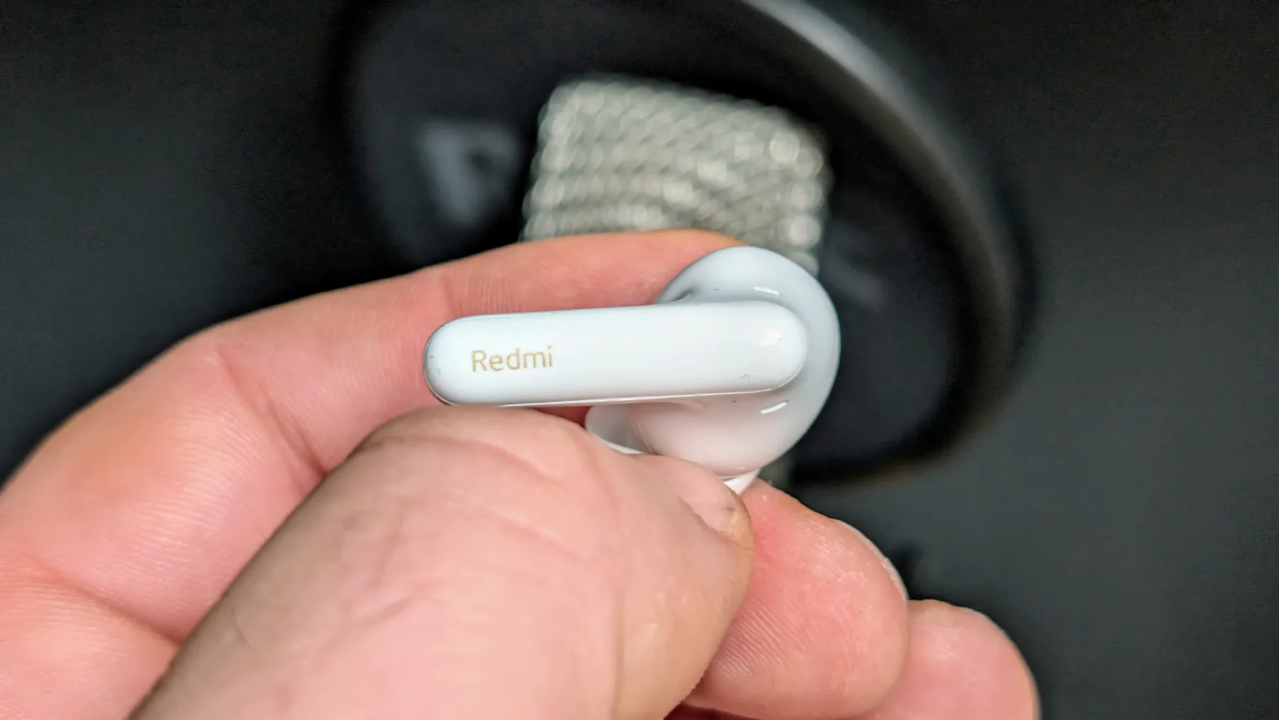 Test: Xiaomi Redmi Buds 6 Pro so brezžične slušalke, ki igrajo na pravo noto za pravo vrednost