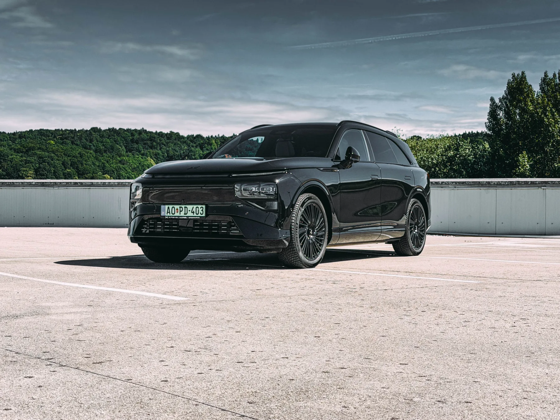 Test XPeng G9 Performance: 575 KM in polnjenje, ki je obupalo nad polnilnico — je kitajski SUV vreden 80.000 evrov?