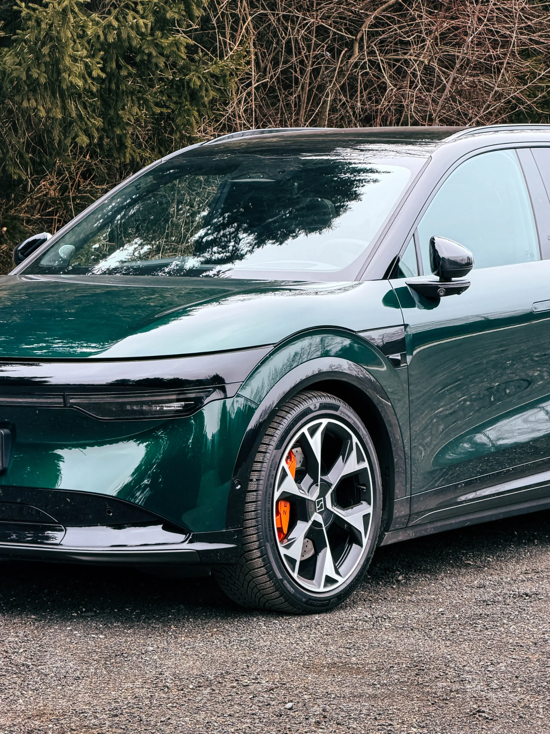 Test Zeekr 7X Privilege AWD je kitajski ‘raketni’ SUV, zaradi katerega nemški inženirji v Stuttgartu ne spijo mirno