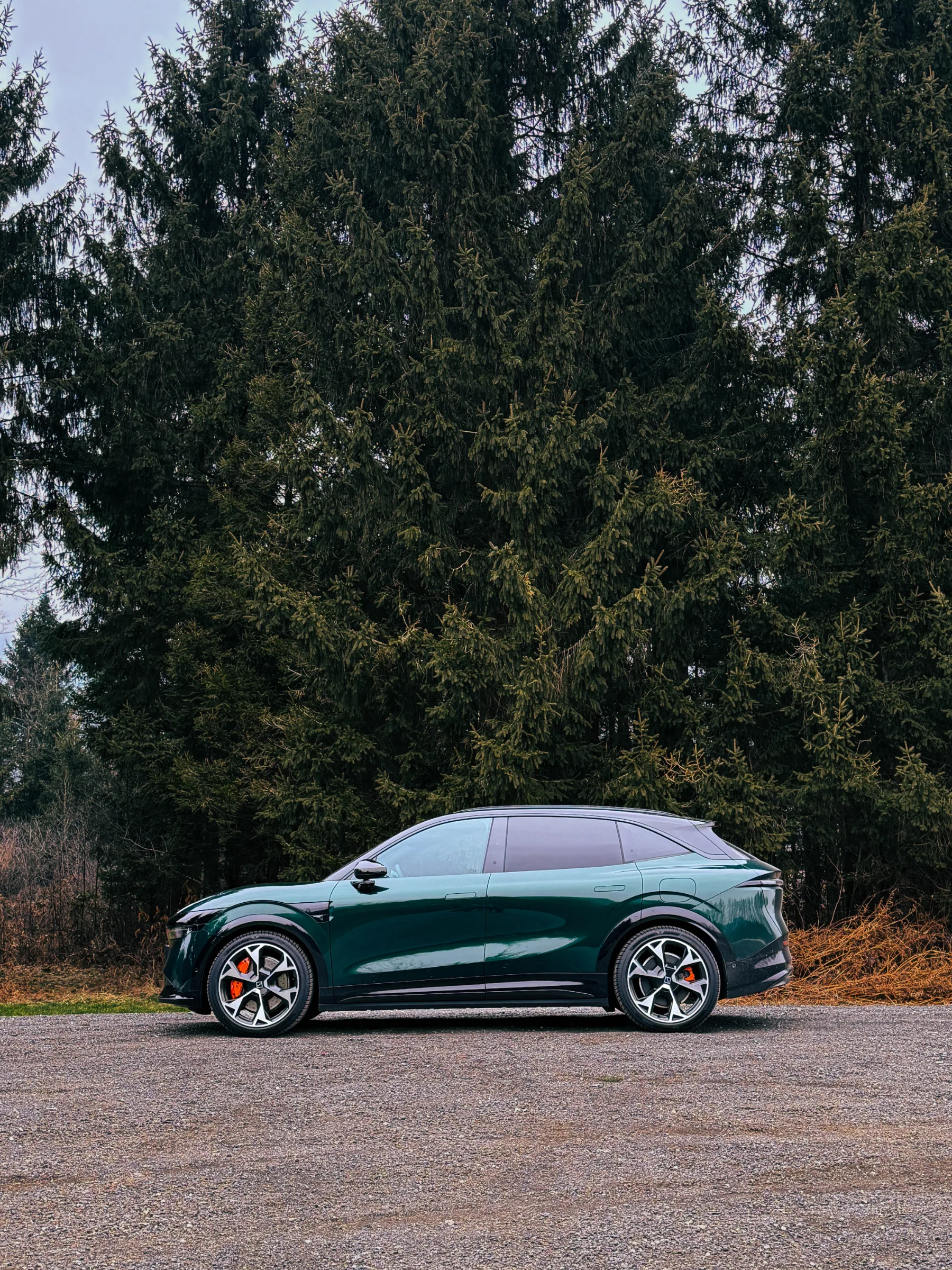 Test Zeekr 7X Privilege AWD je kitajski ‘raketni’ SUV, zaradi katerega nemški inženirji v Stuttgartu ne spijo mirno