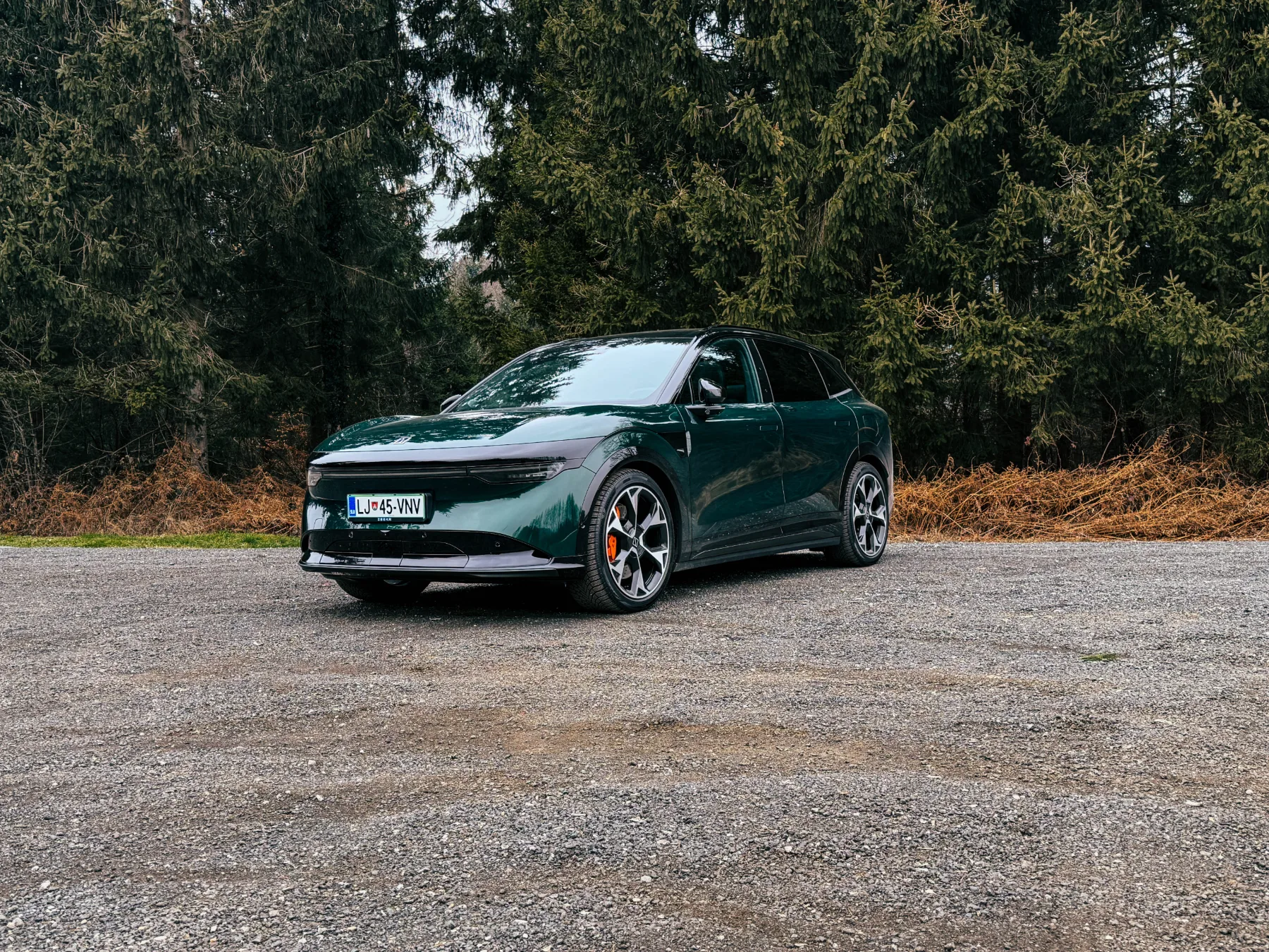 Test Zeekr 7X Privilege AWD je kitajski ‘raketni’ SUV, zaradi katerega nemški inženirji v Stuttgartu ne spijo mirno