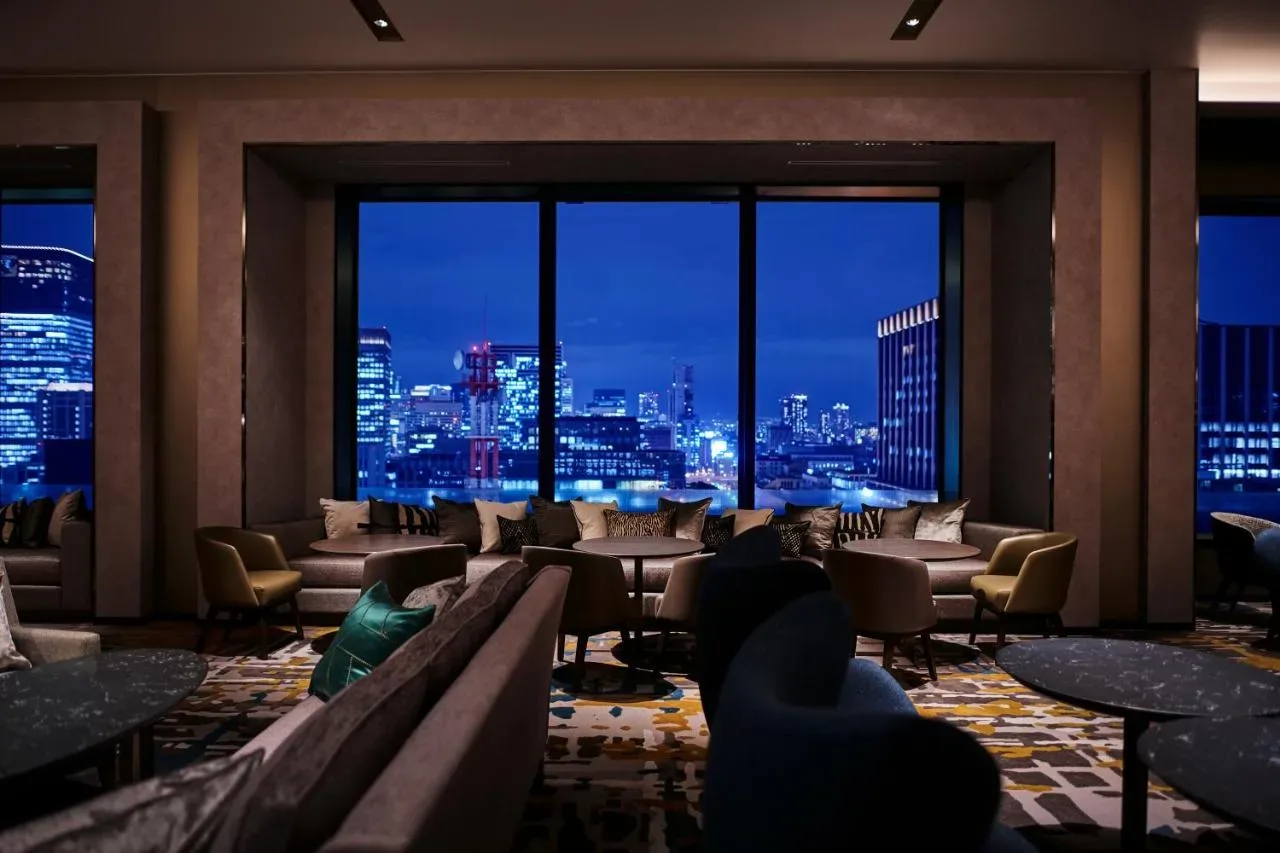 The Royal Park Hotel (Osaka, Japonska): Oaza miru v osrčju neonske džungle Osake
