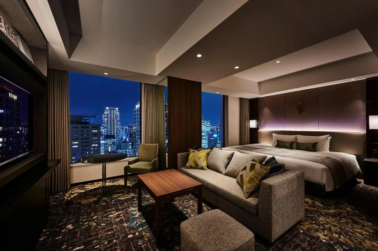 The Royal Park Hotel (Osaka, Japonska): Oaza miru v osrčju neonske džungle Osake