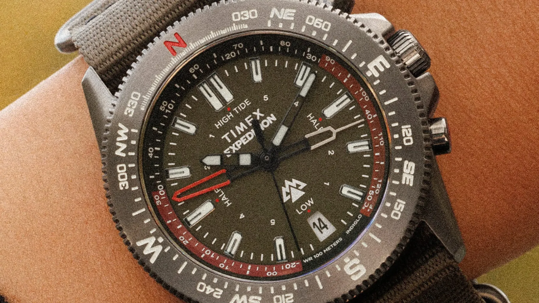 Timex Expedition Tide-Temp-Compass: Ko te ura ne le spremlja, ampak vodi