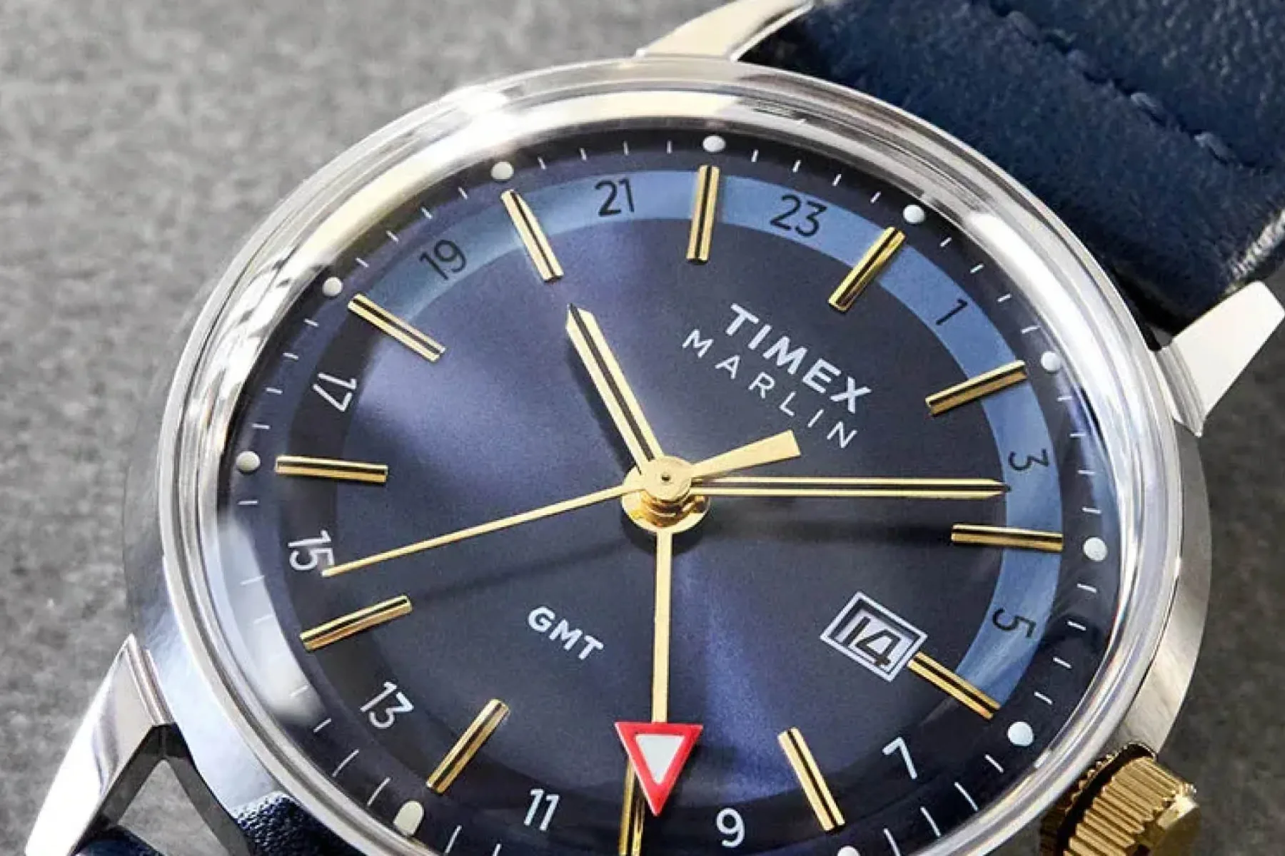 Timex Marlin Quartz GMT: vintage šarm s potovalnim zasukom (40 mm, $/€199–$/€239)