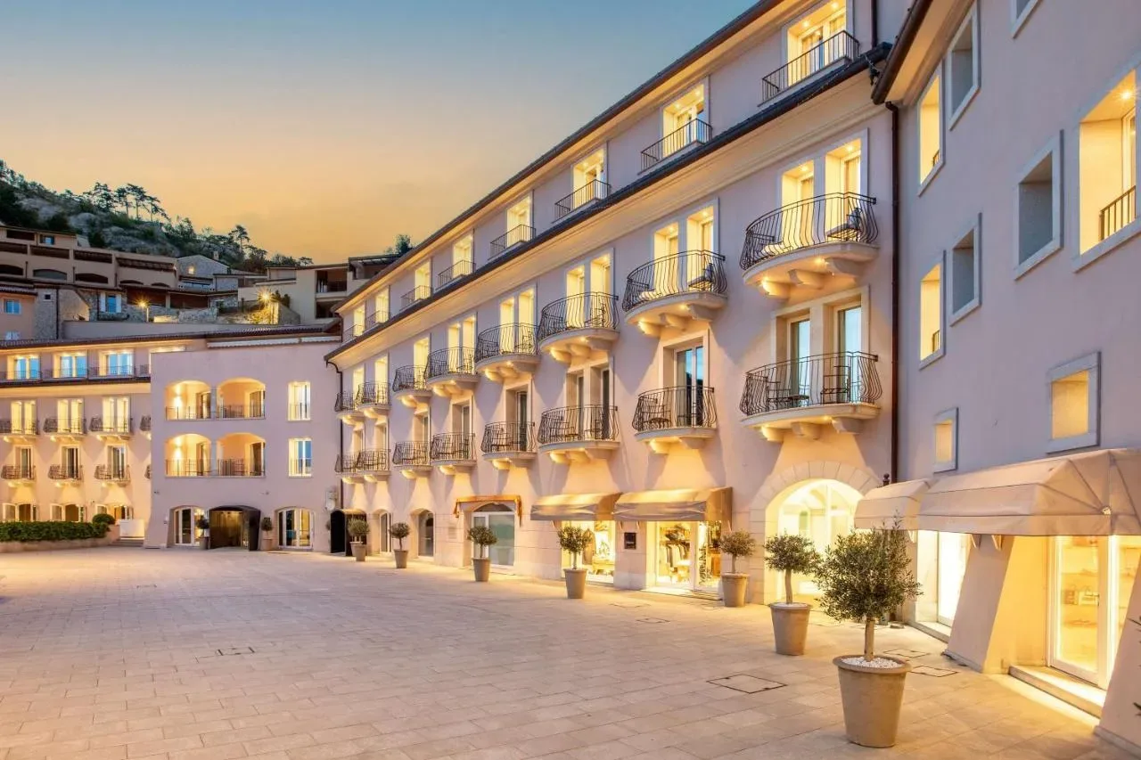 Tivoli Portopiccolo Sistiana Wellness Resort & Spa: Popolno razvajanje ob Jadranskem morju