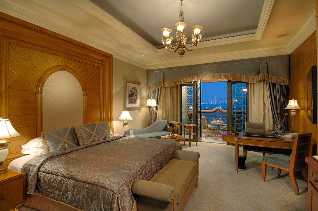 Hotel s sedmimi zvezdicami: Emirates Palace, Abu Dhabi, Združeni arabski emirati