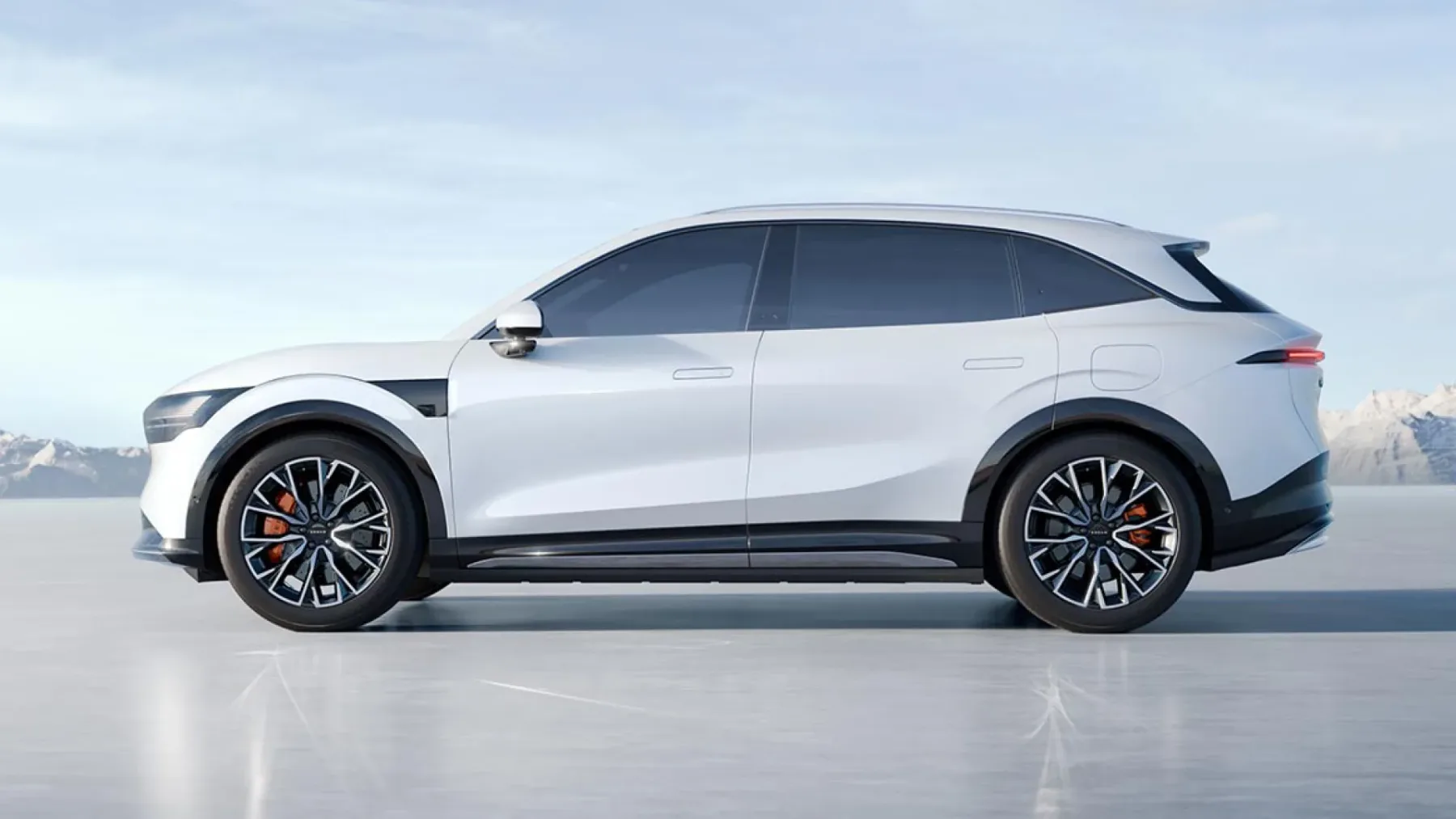To je ZEEKR 7X: družinski električni SUV s 636 konji, 600+ kilometrov dosega za ceno okoli 45.000 evrov