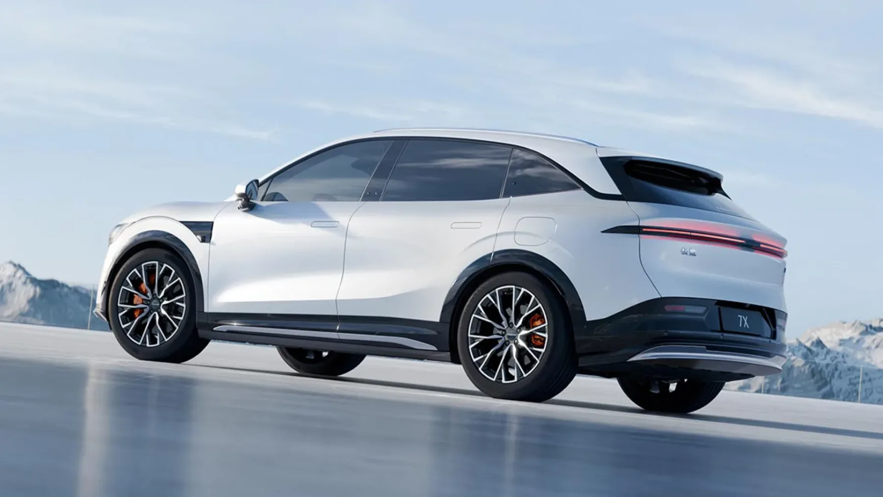 To je ZEEKR 7X: družinski električni SUV s 636 konji, 600+ kilometrov dosega za ceno okoli 45.000 evrov