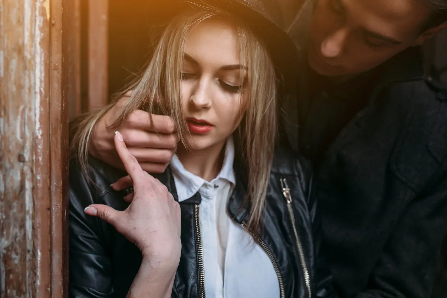 To ni ljubezen – to je travmatska navezanost: 5 jasnih znakov, da si ujeta v odnosu, ki boli