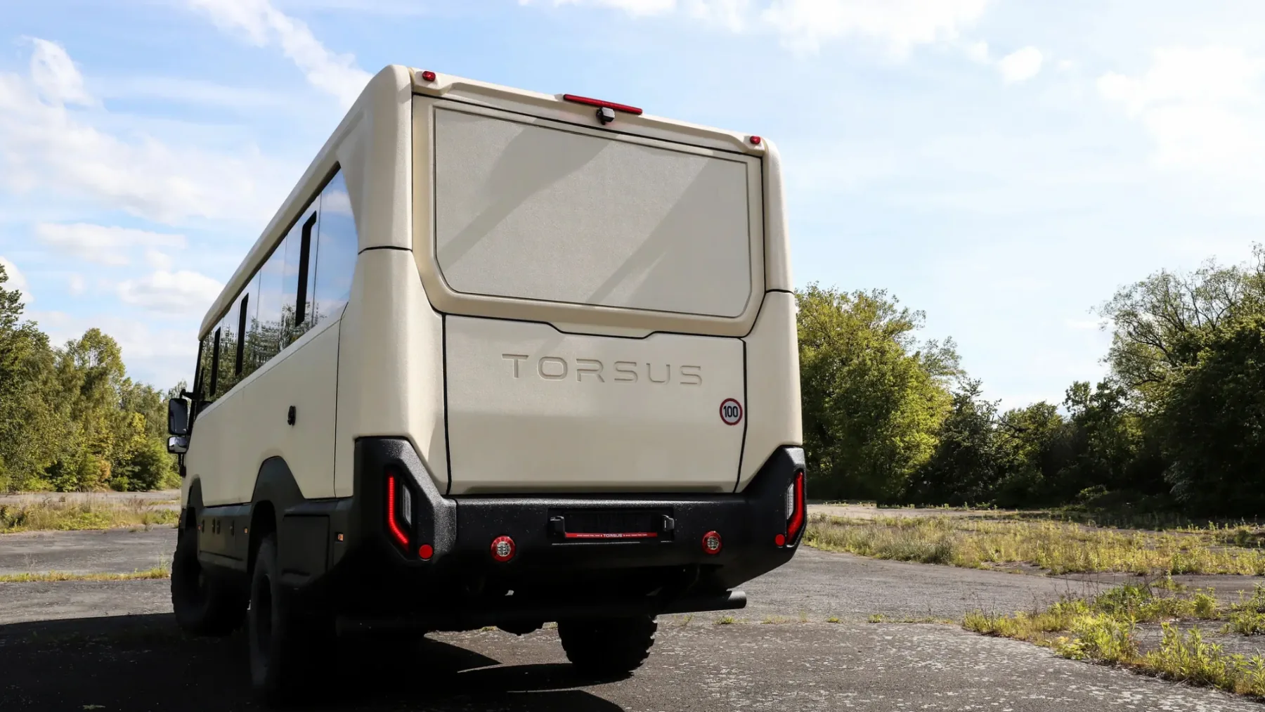 Torsus Praetorian Liberra – avtodom, ki požre gorske prelaze kot Land Rover