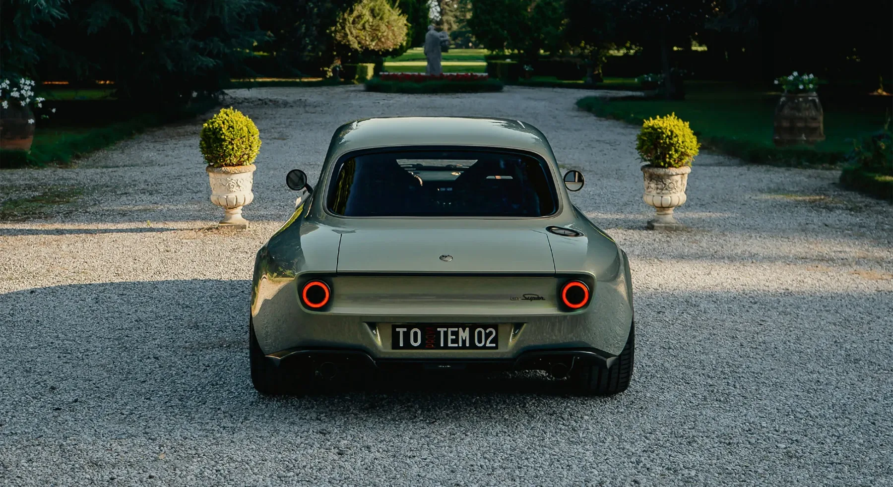 Totem GT Super “Farina” – Italijanski restomod, ki diši po sedemdesetih in leti kot prihodnost
