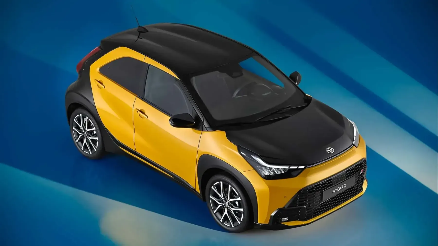 Toyota Aygo X Hybrid GR Sport 2025: je najmanjši športni hibrid, ki si ga boste želeli voziti