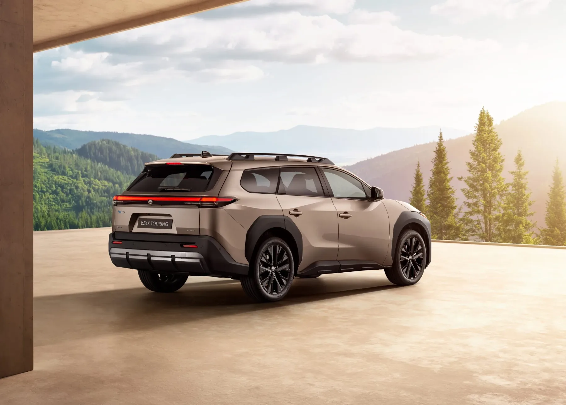 Toyota bZ4X Touring (2026): Japonski električni karavan, ki Nemcem prvič zares kaže zobe – in to s 380 “konji”