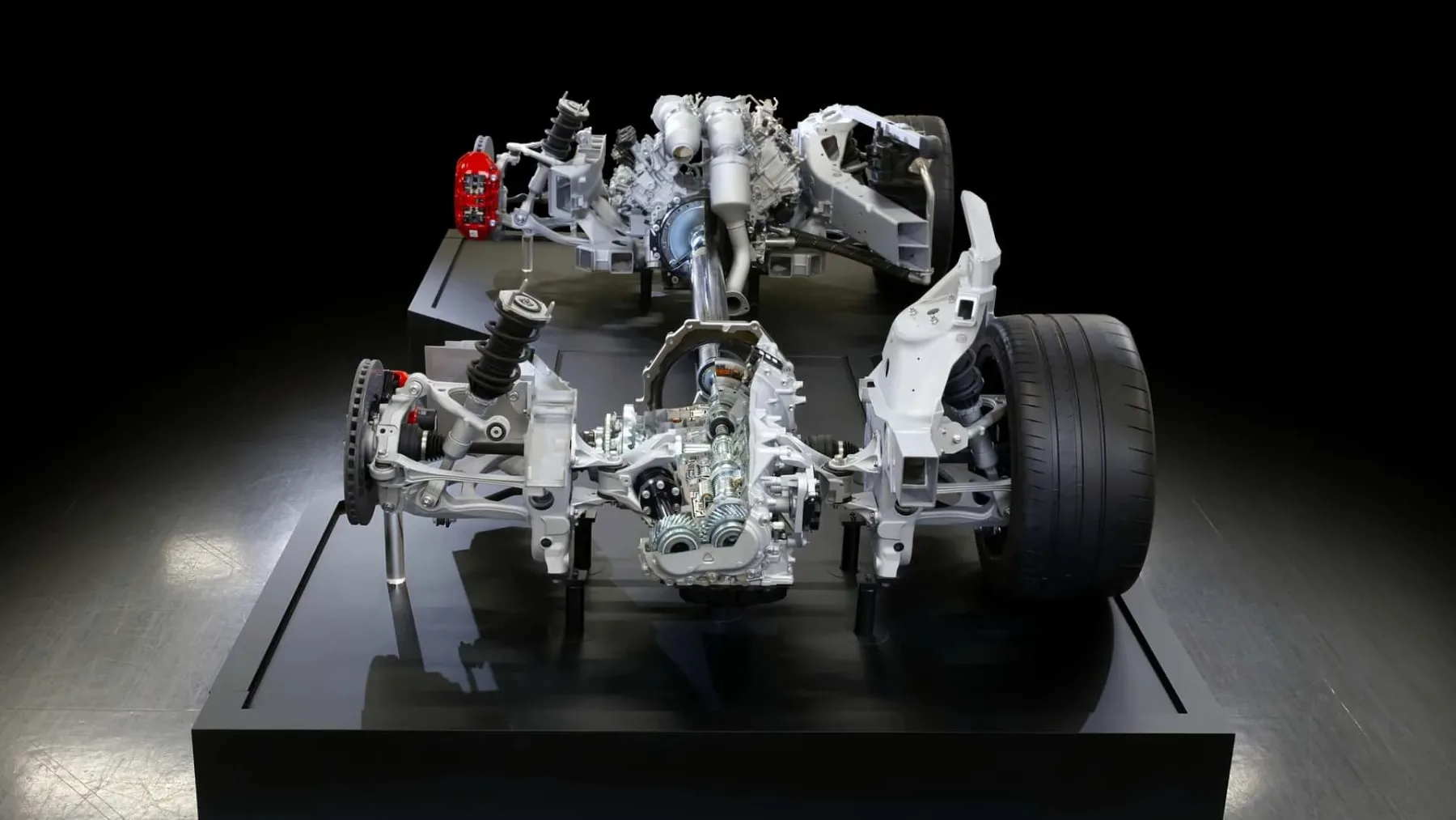 Toyota GR GT: Ko japonska zadržanost sreča 640 ‘konjev’ čistega besa