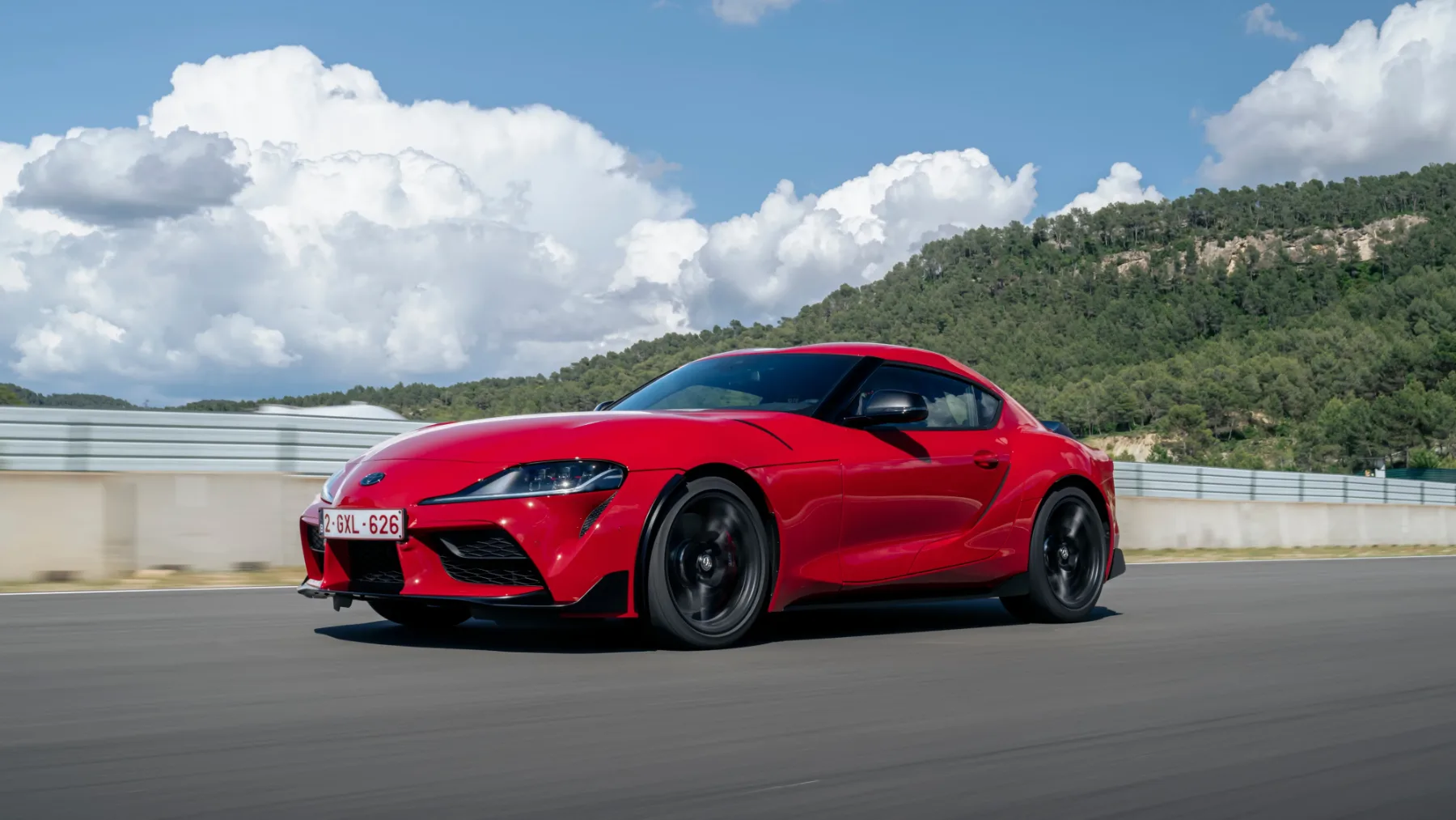 Toyota Supra 2026: Konec ene ere, začetek nove legende – kaj prihaja že zelo kmalu