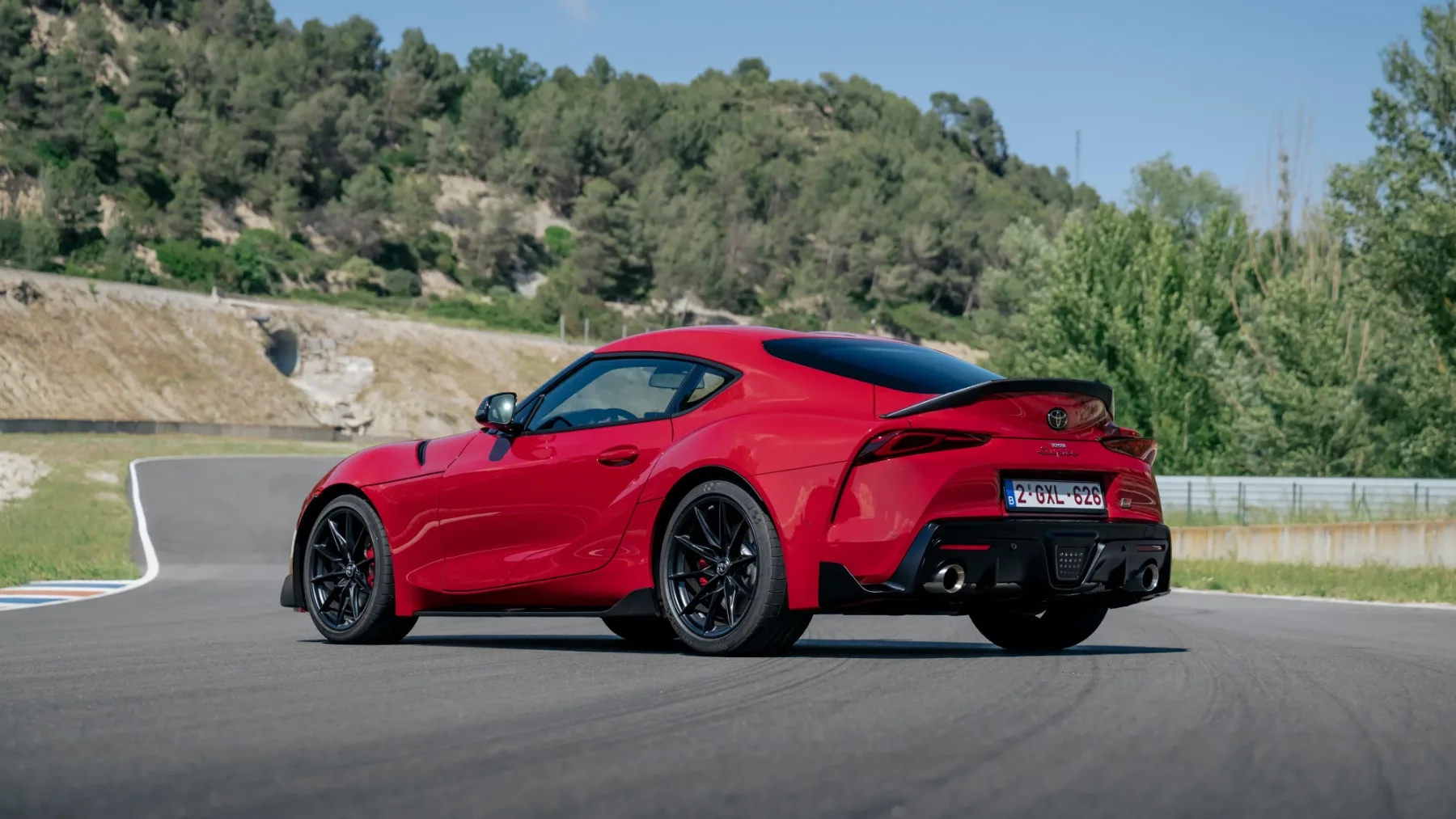 Toyota Supra 2026: Konec ene ere, začetek nove legende – kaj prihaja že zelo kmalu