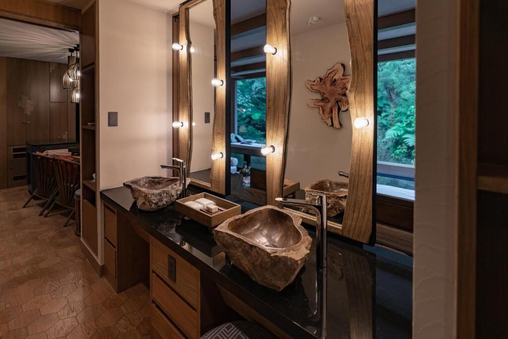 Treeful Treehouse Sustainable Resort, Okinawa: Kjer narava sreča razkošje