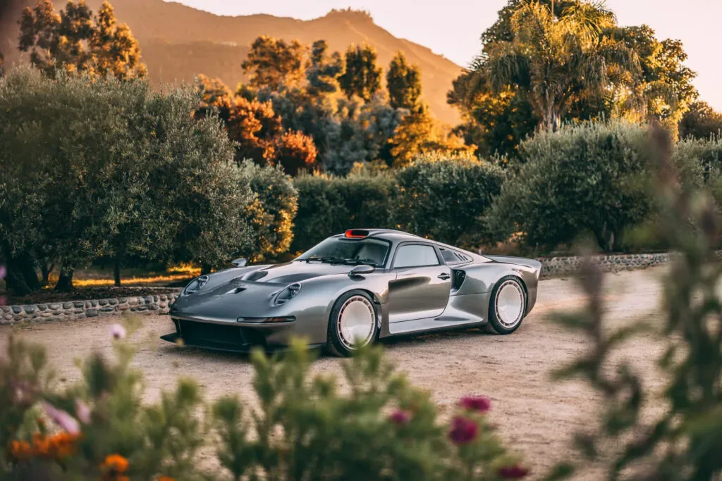 Tuthill GT ONE: Moderni poklon Porschejevim dirkalnikom iz 90-ih