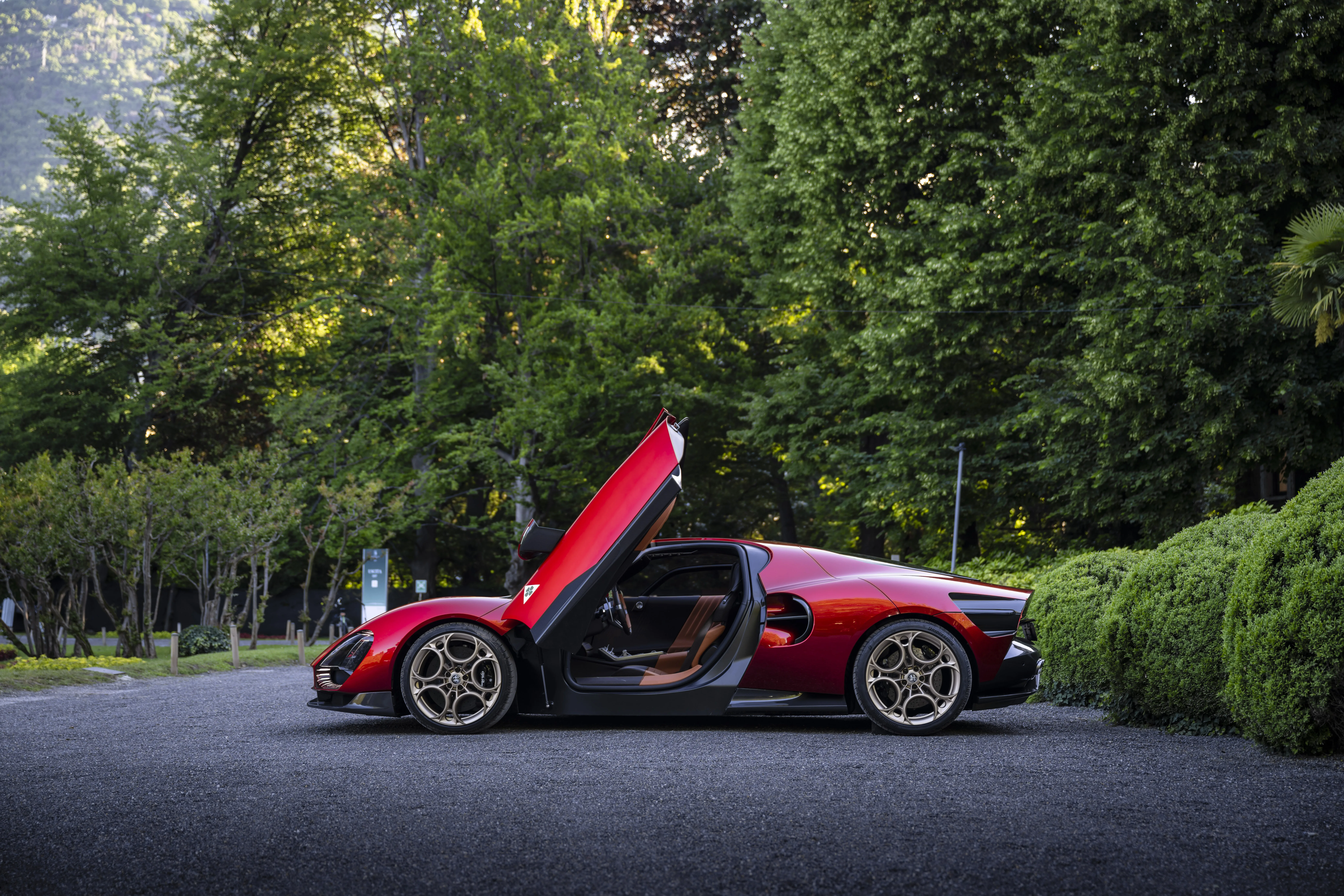 Alfe Romeo 33 Stradale