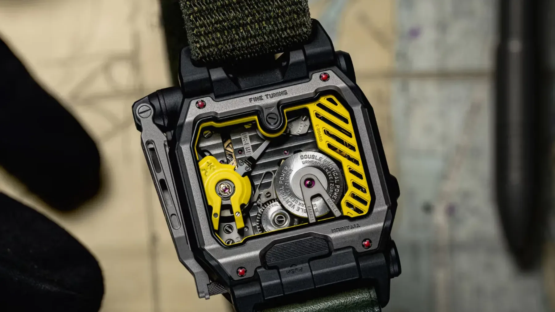 URWERK EMC SR-71: Popolnost v času in obliki