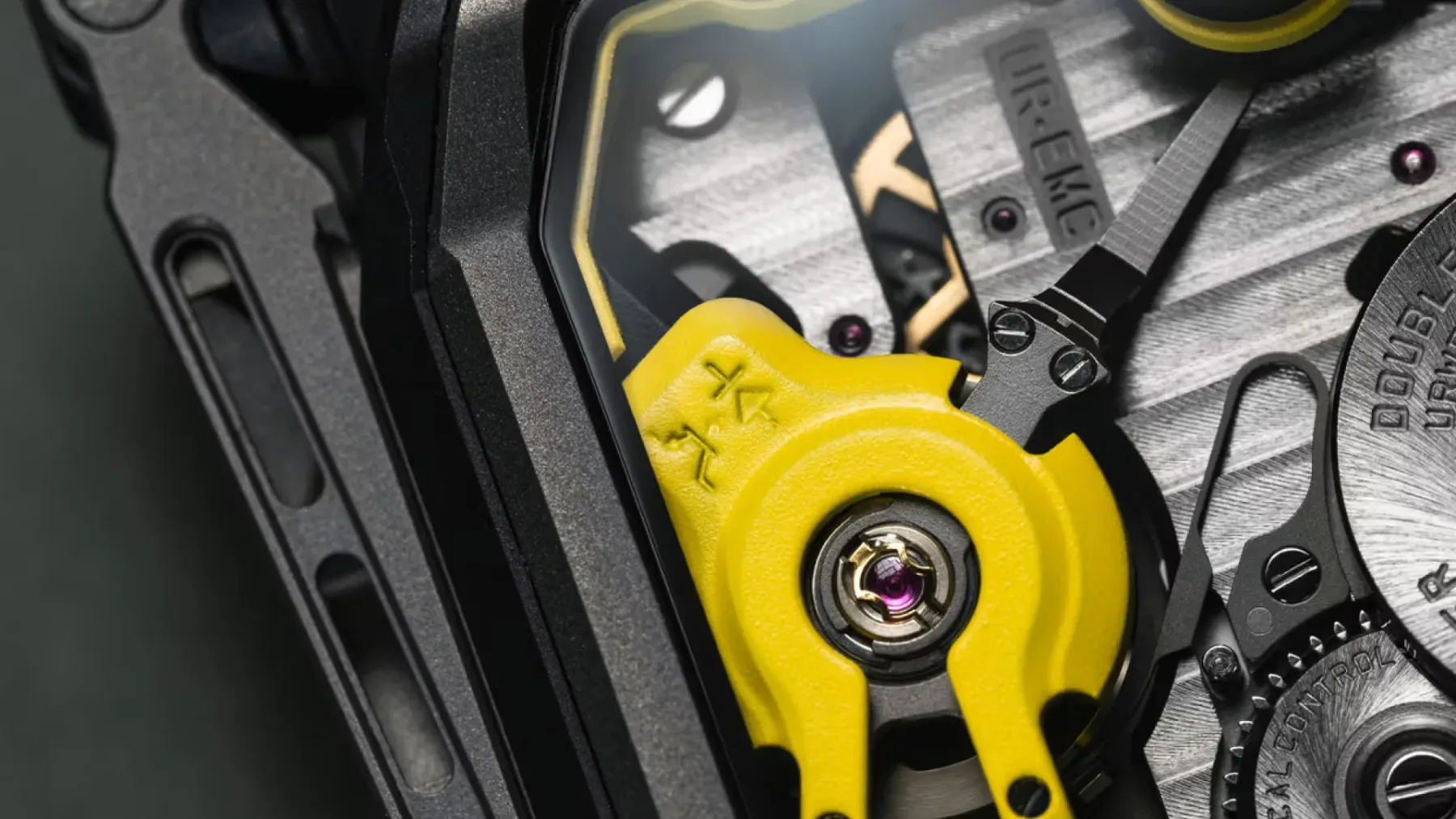 URWERK EMC SR-71: Popolnost v času in obliki