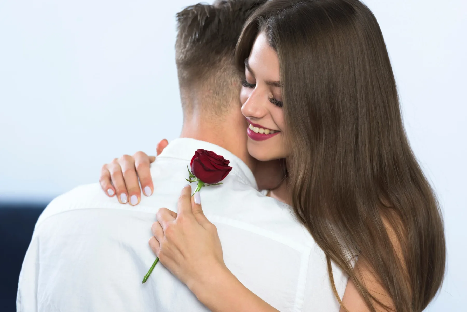 Valentinov horoskop 2025: Bo ljubezen zacvetela ali se razblinila v razočaranju?