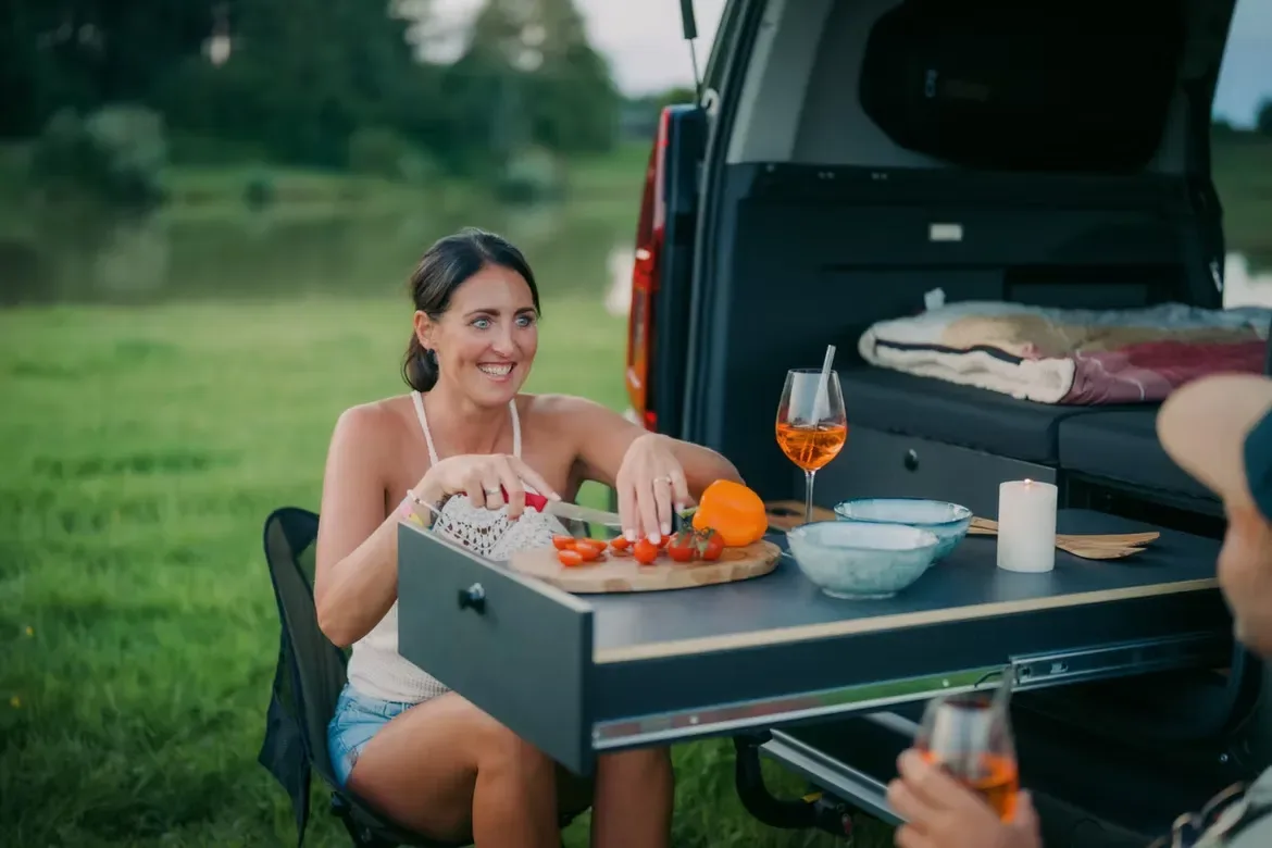 VANDERER Two (2025): nevidni mini‑camper