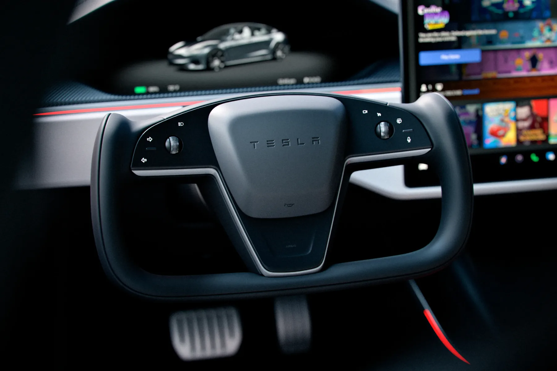 Vedno boljša – nova Tesla Model S Plaid 2025: Še vedno superavto, zdaj z boljšimi mišicami, pametjo in manirami