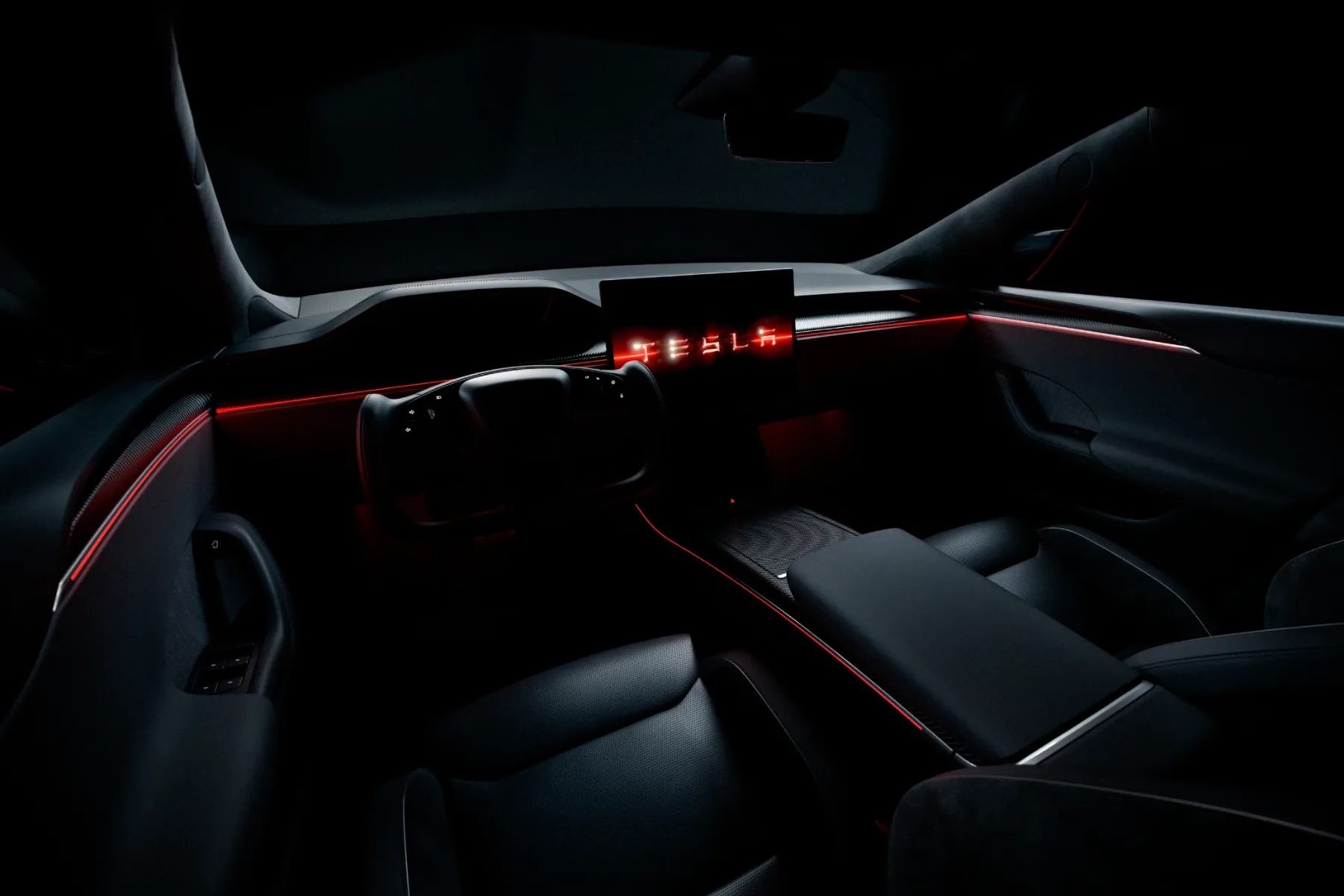 Vedno boljša – nova Tesla Model S Plaid 2025: Še vedno superavto, zdaj z boljšimi mišicami, pametjo in manirami